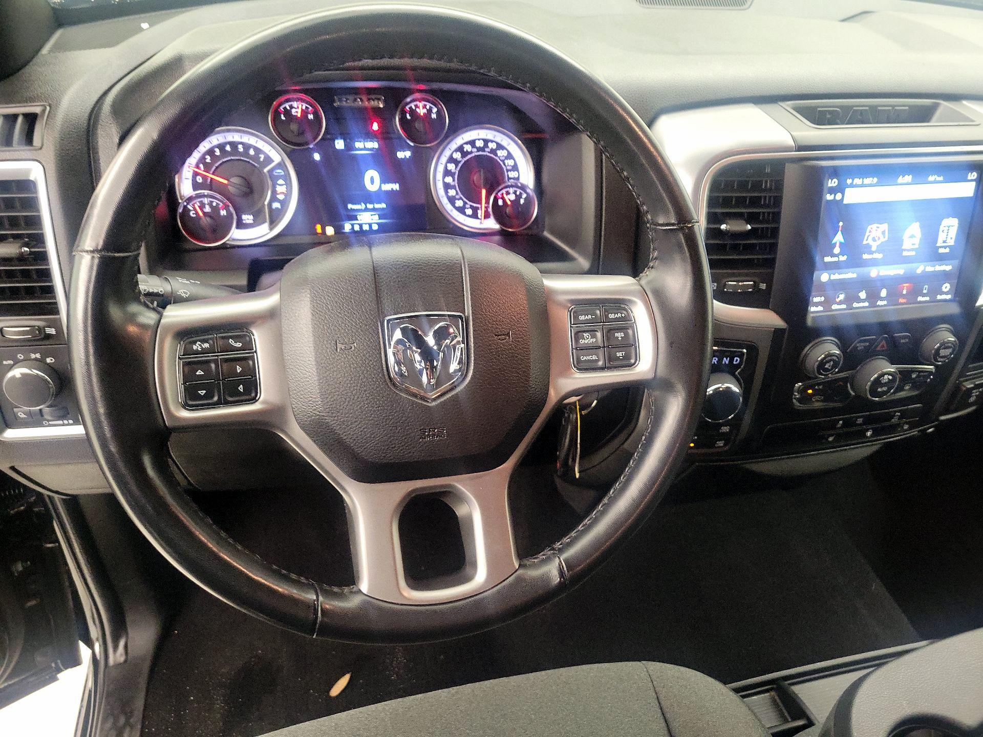 Thumbnail: 2024 RAM 1500 Classic - 10