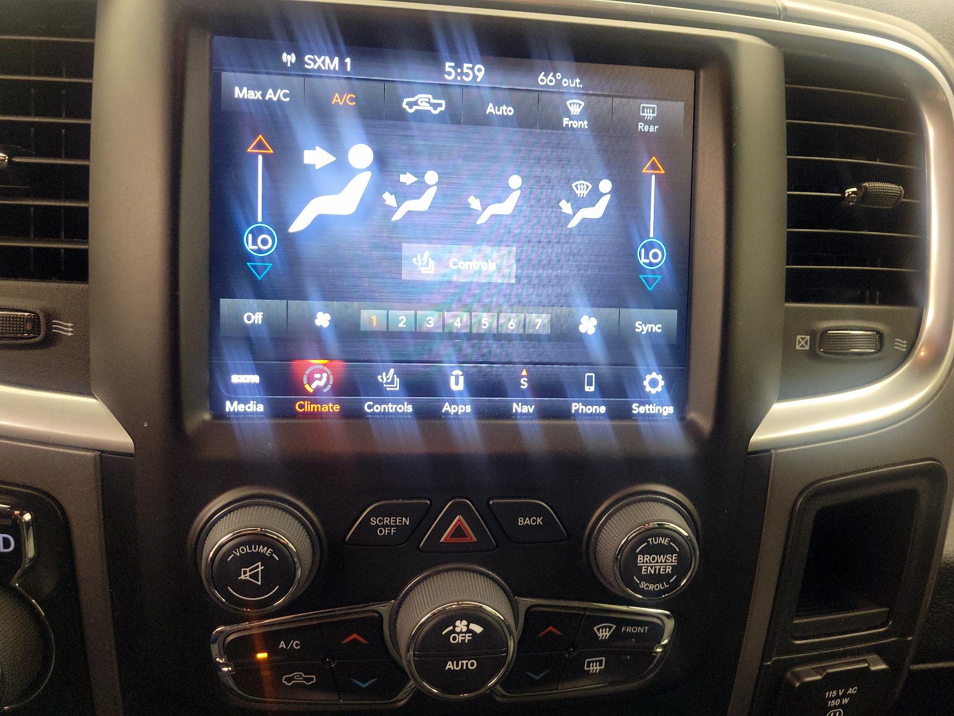 Thumbnail: 2024 RAM 1500 Classic - 17