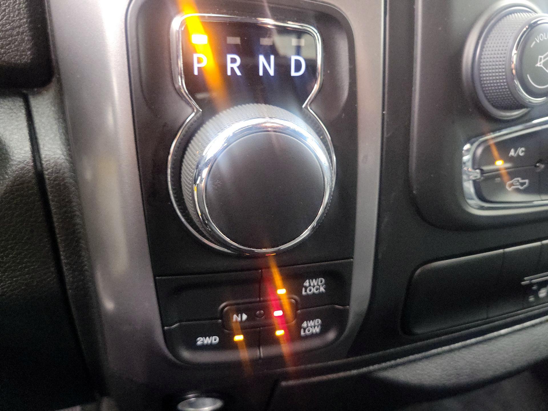 Thumbnail: 2024 RAM 1500 Classic - 18