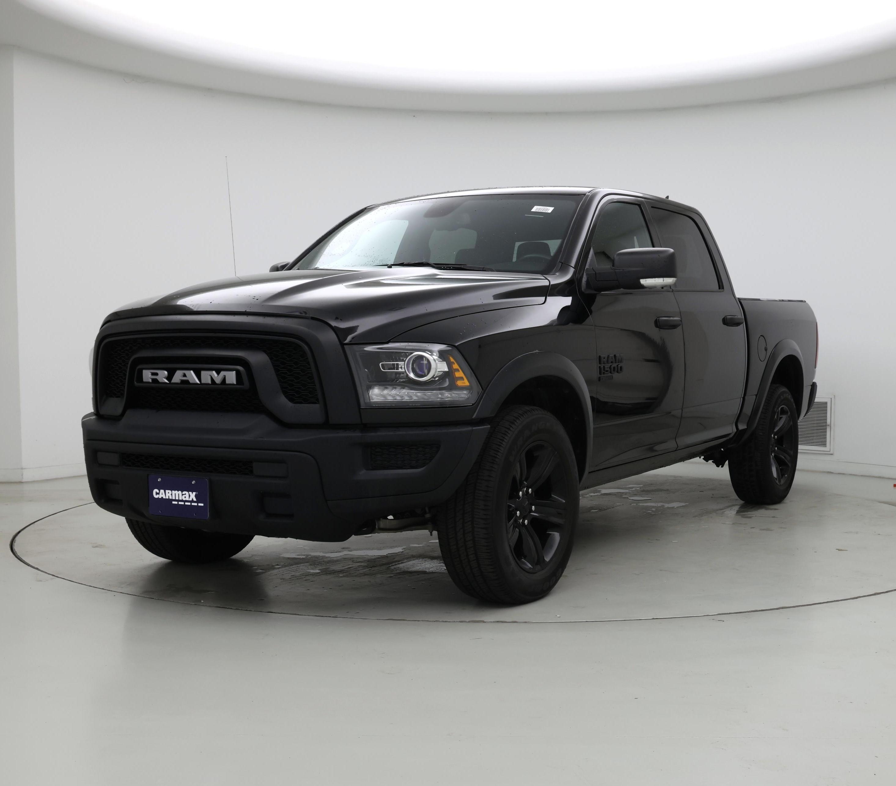 Thumbnail: 2024 RAM 1500 Classic - 4