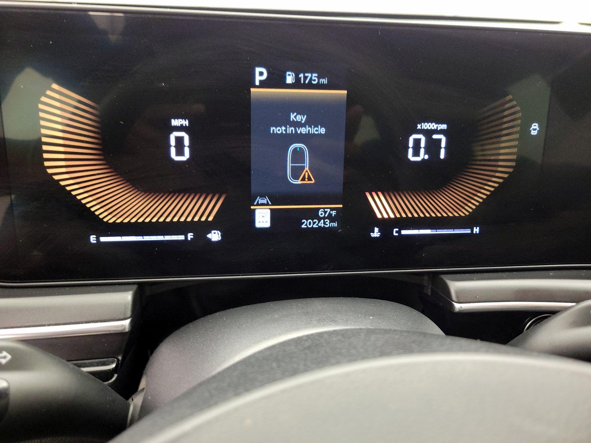 Thumbnail: 2025 Kia K5 - 9