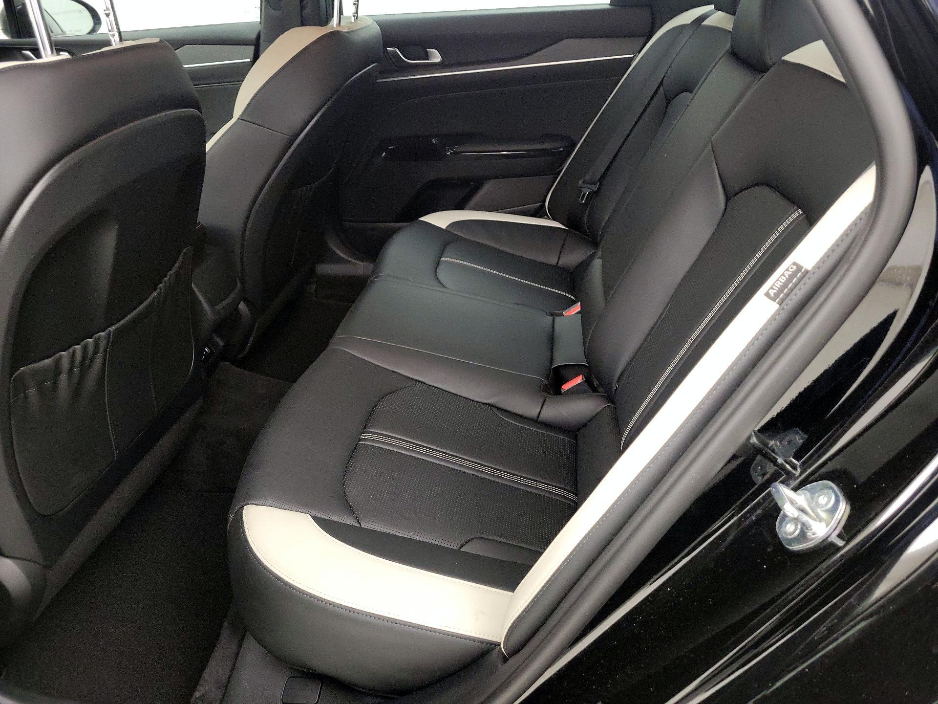 Thumbnail: 2025 Kia K5 - 20