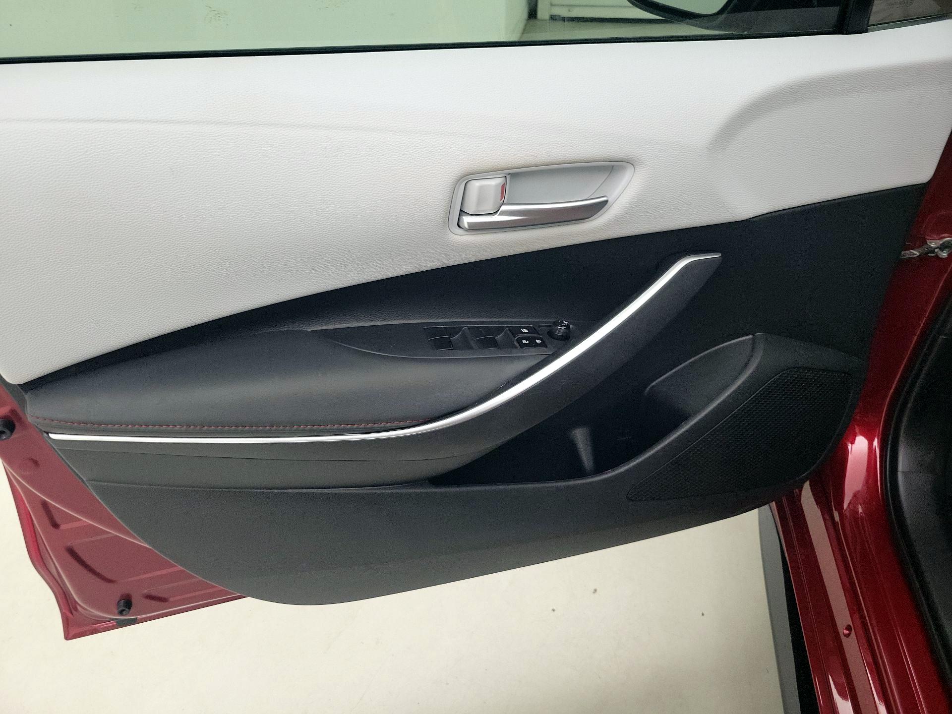 Thumbnail: 2024 Toyota Corolla - 12