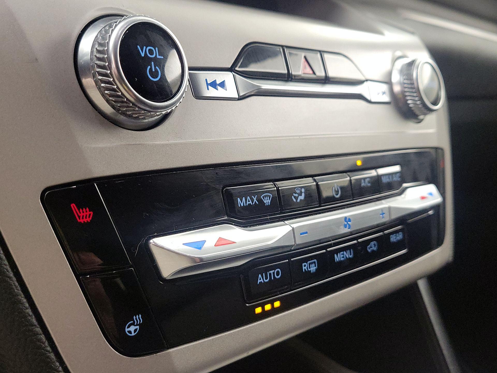 Thumbnail: 2024 Ford Explorer - 16