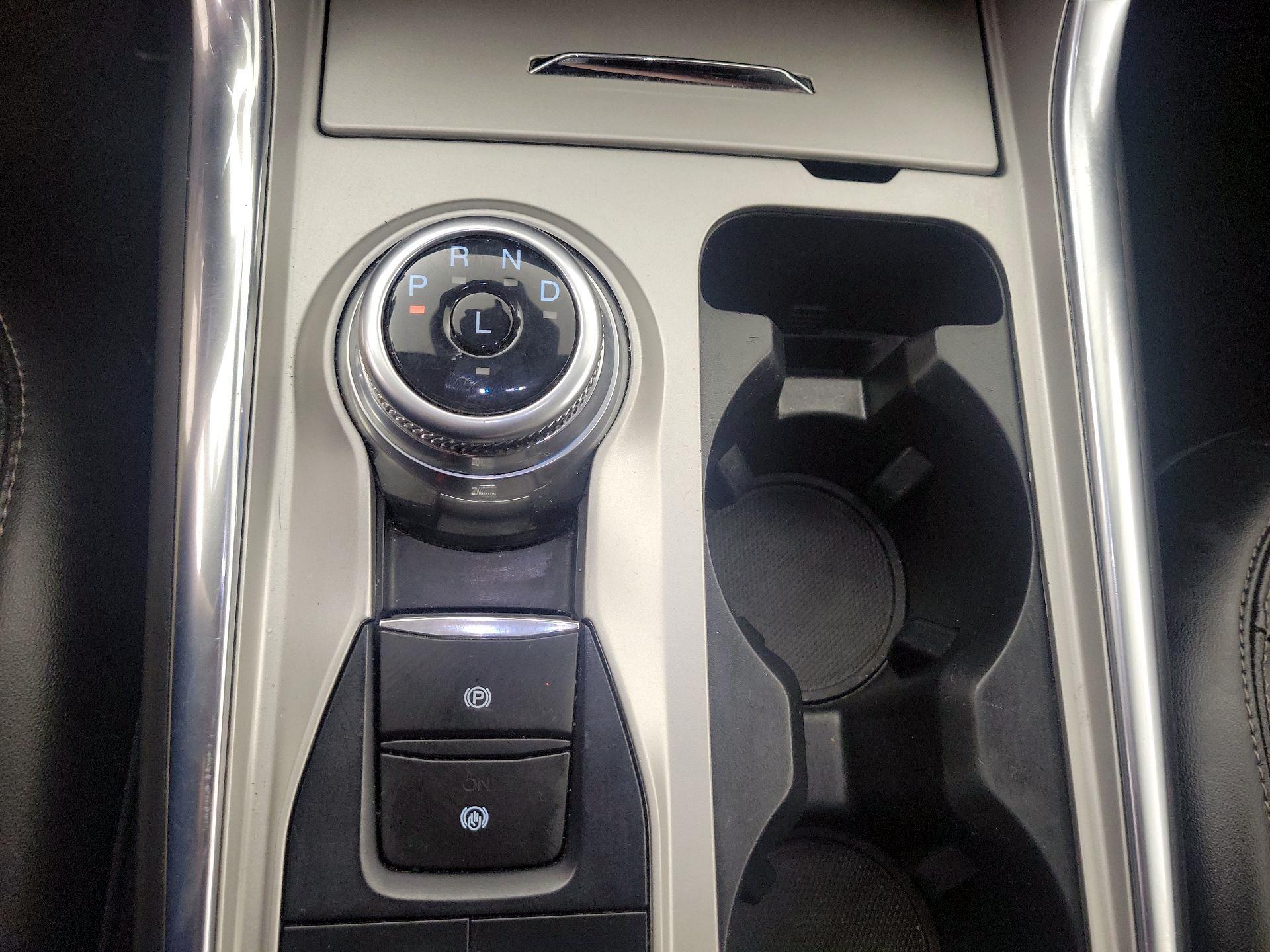 Thumbnail: 2024 Ford Explorer - 17