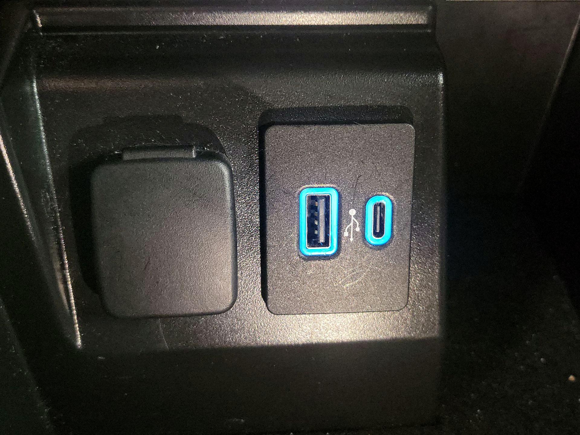 Thumbnail: 2024 Ford Explorer - 18