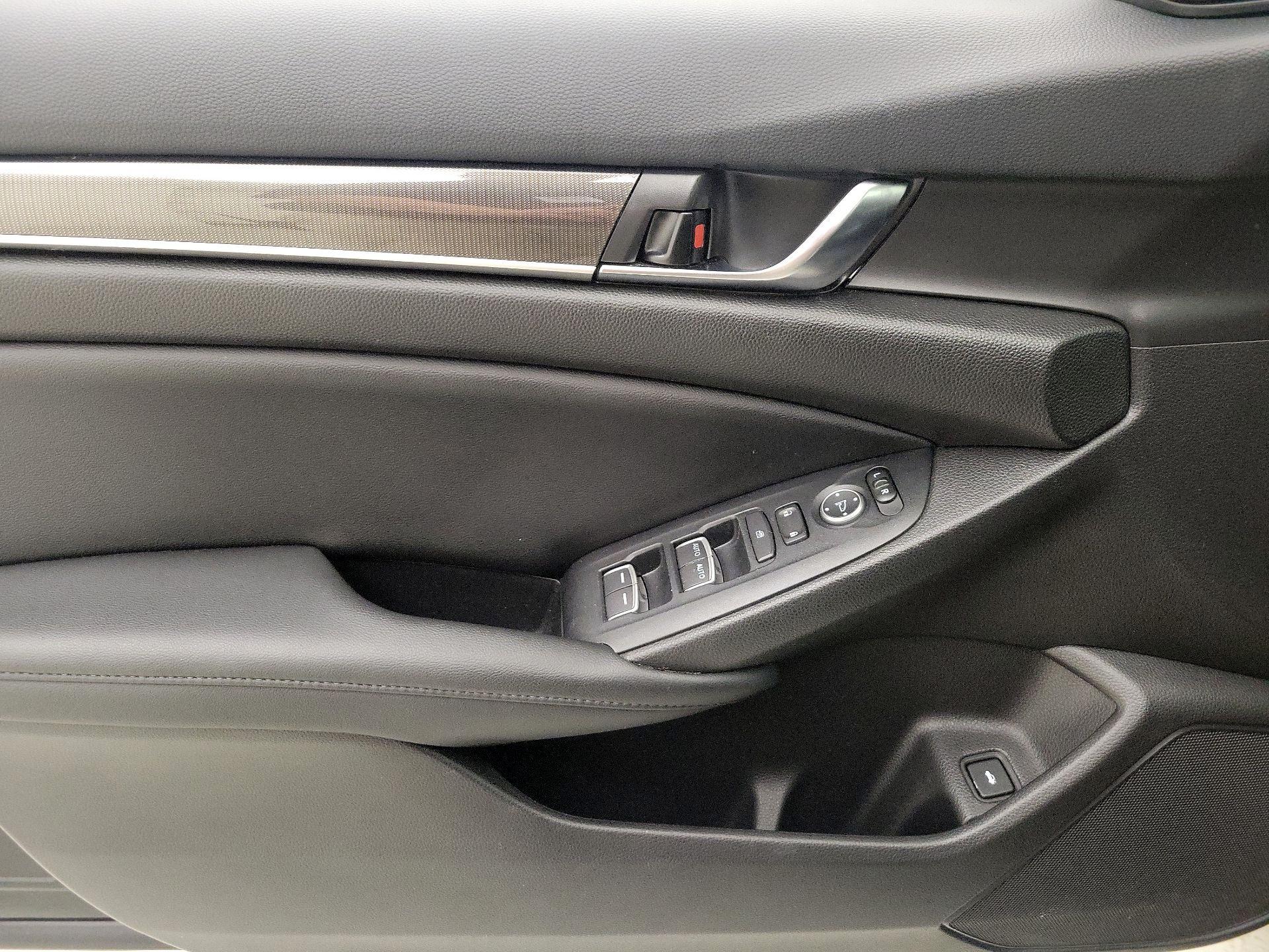 Thumbnail: 2022 Honda Accord - 12