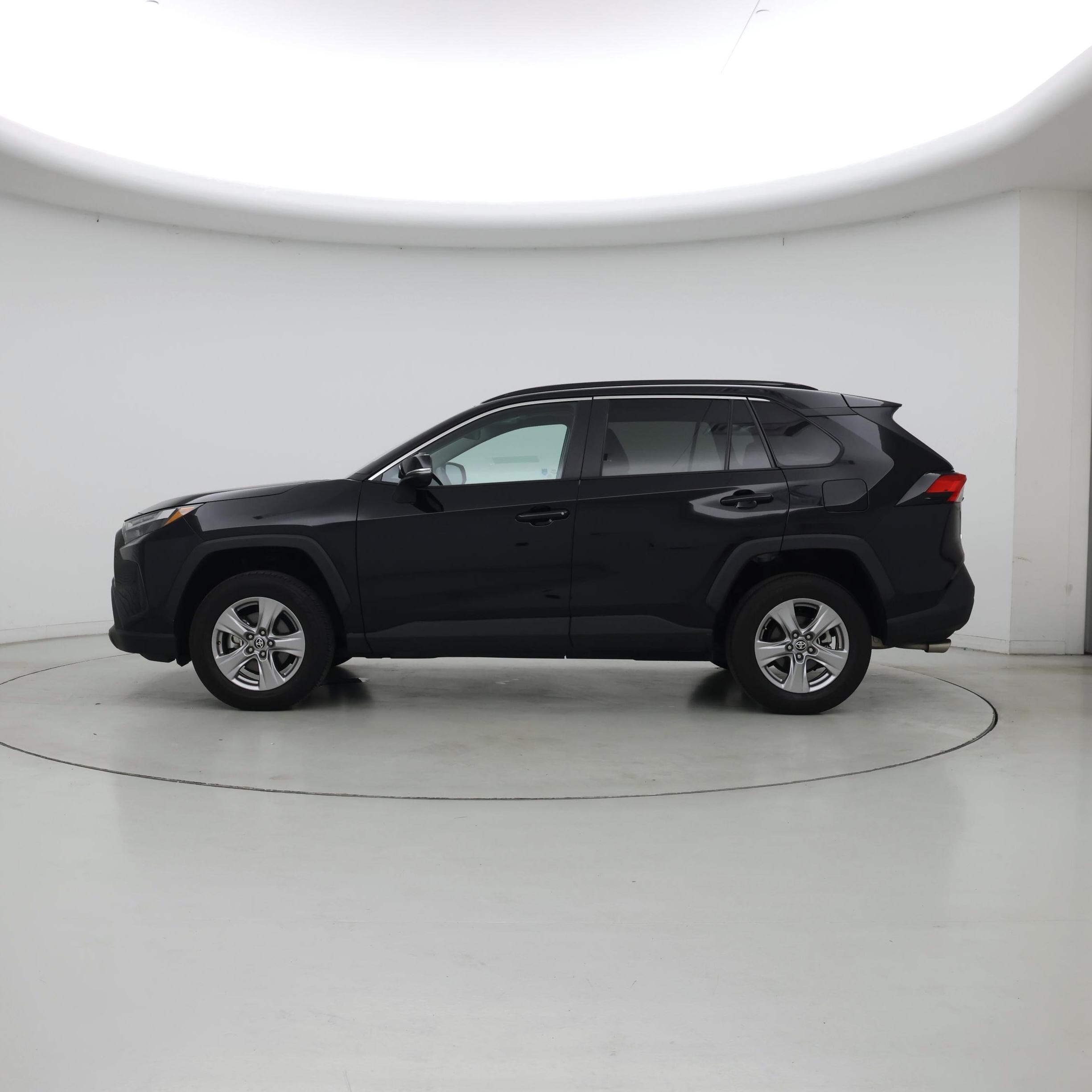 Thumbnail: 2024 Toyota RAV4 - 3