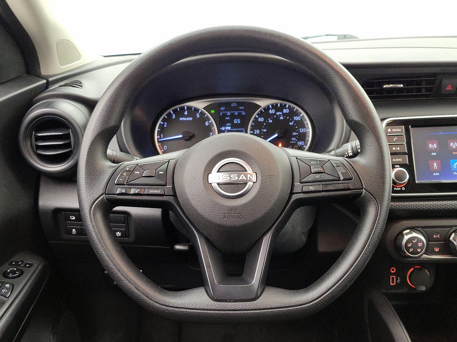 Thumbnail: 2023 Nissan Kicks - 10