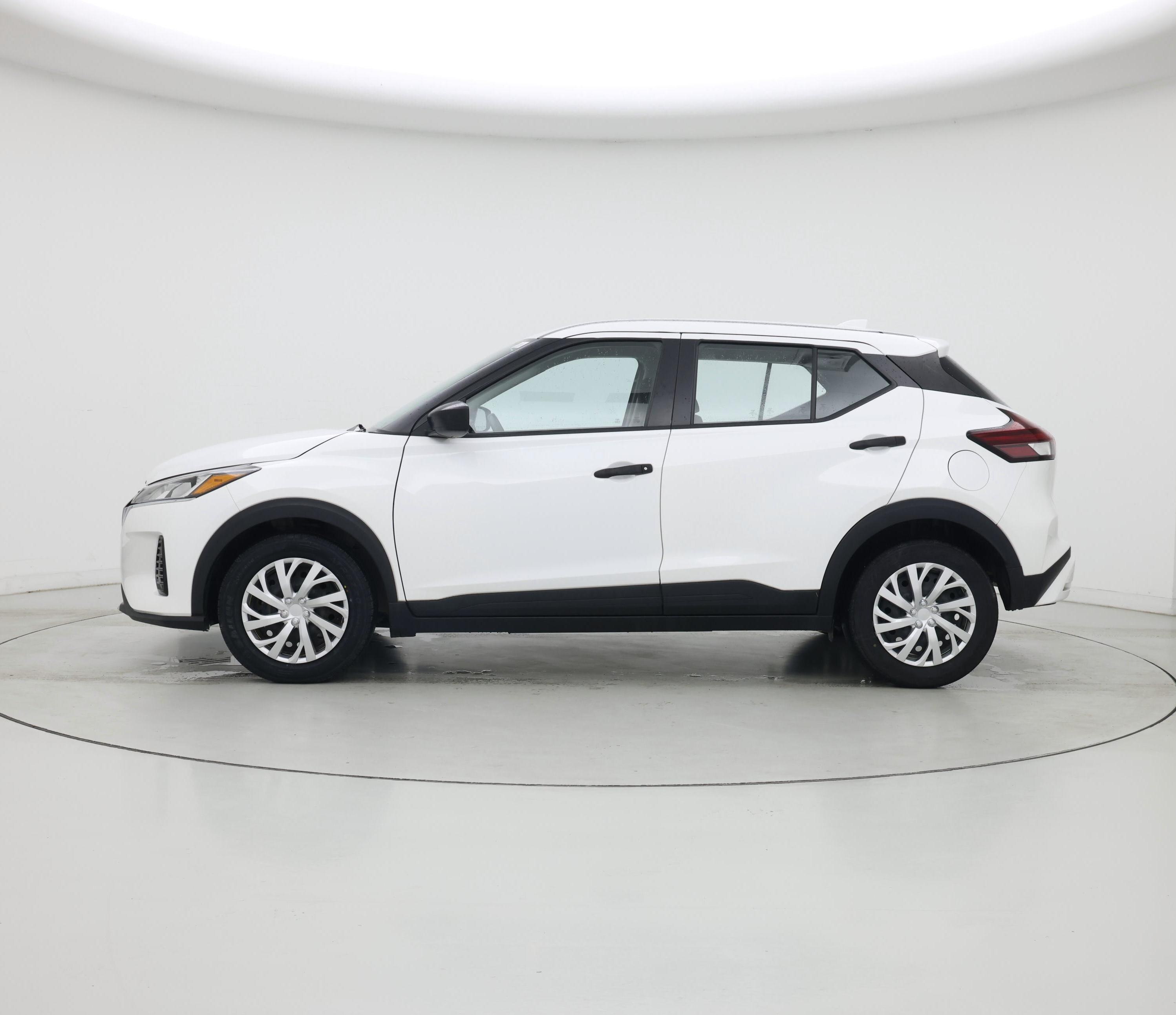 Thumbnail: 2023 Nissan Kicks - 3