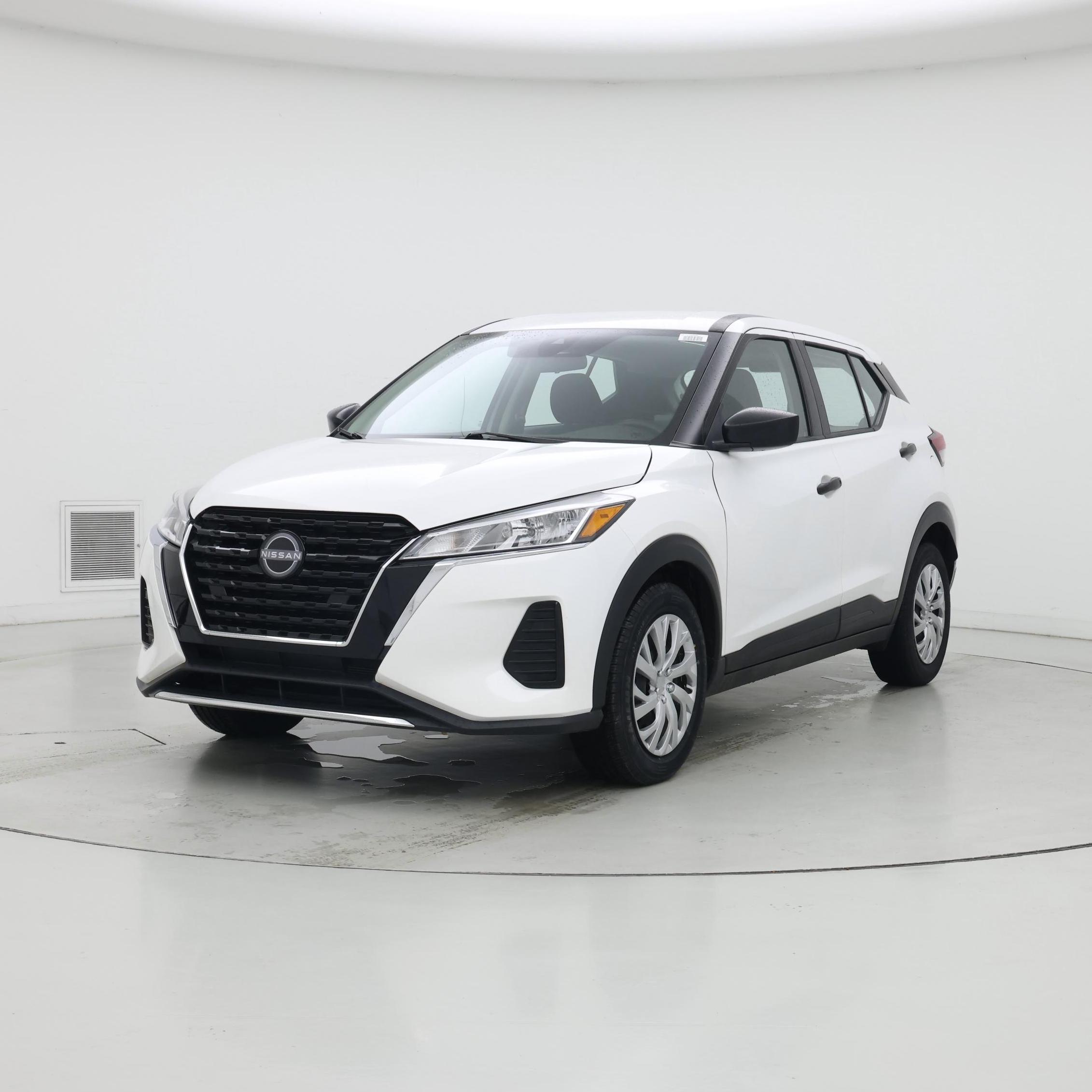 Thumbnail: 2023 Nissan Kicks - 4