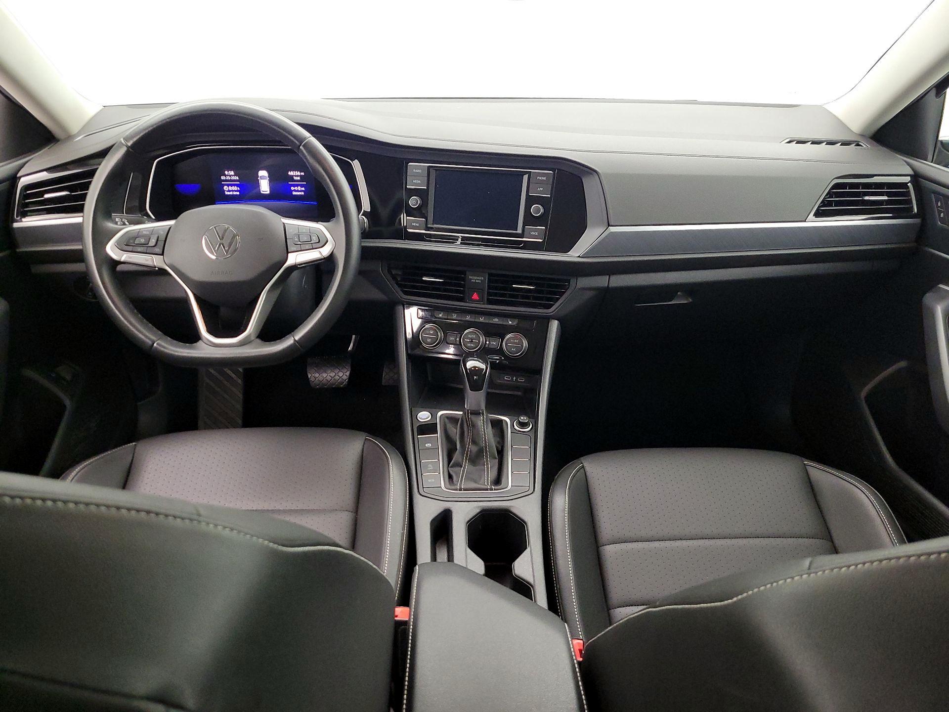 Thumbnail: 2024 Volkswagen Jetta - 9