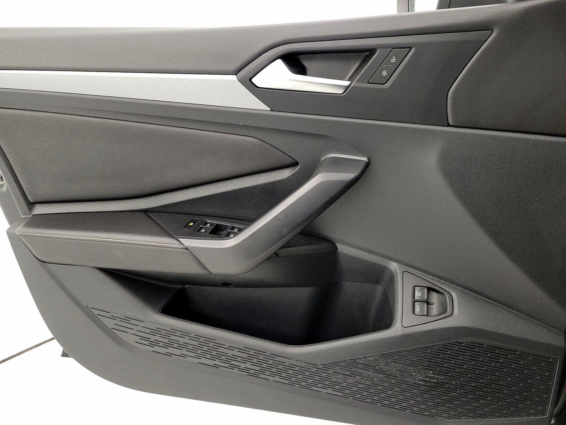 Thumbnail: 2024 Volkswagen Jetta - 12