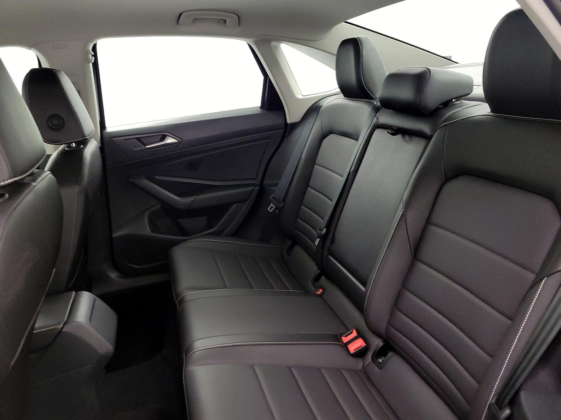 Thumbnail: 2024 Volkswagen Jetta - 19