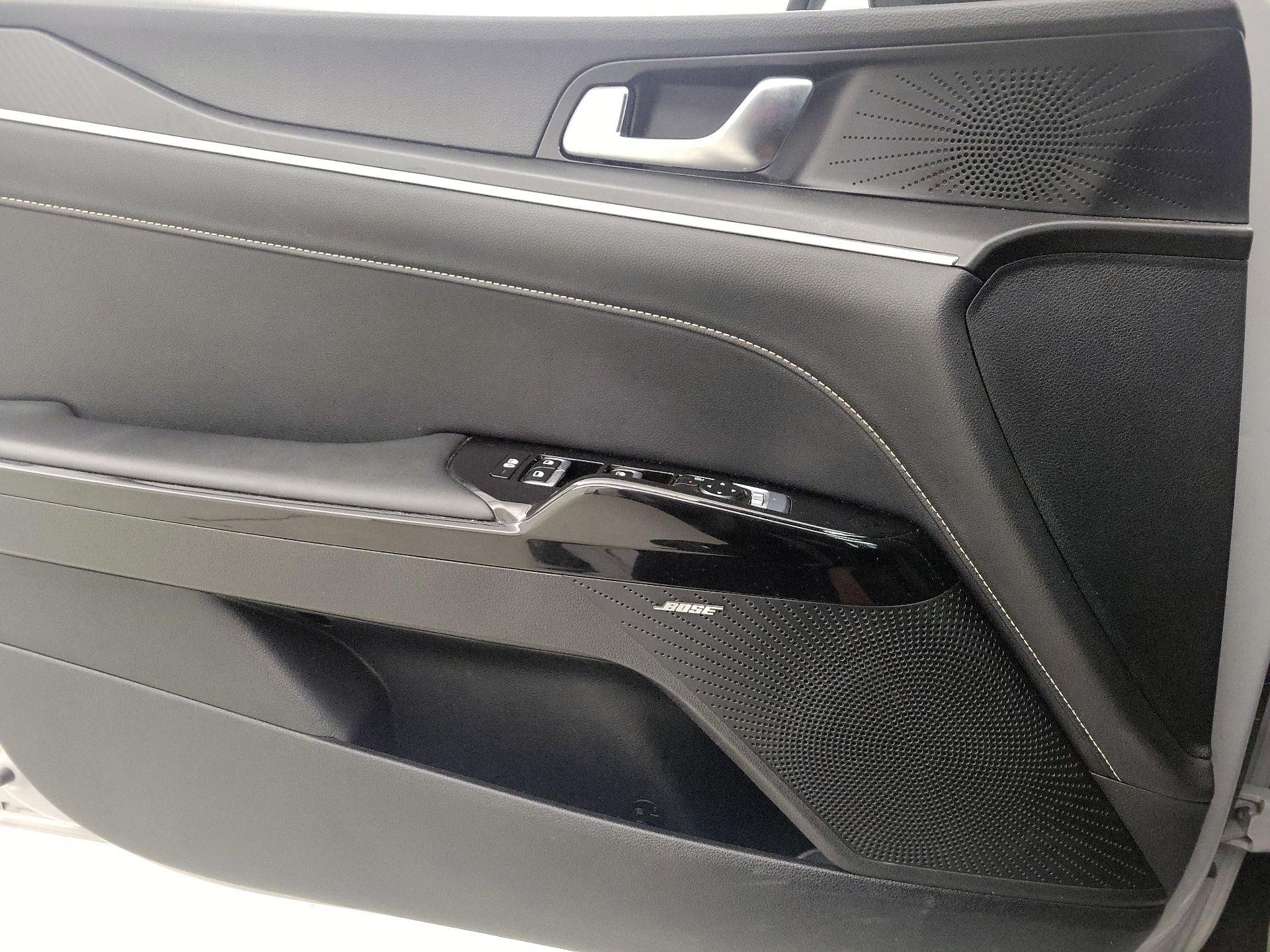 Thumbnail: 2025 Kia K5 - 12