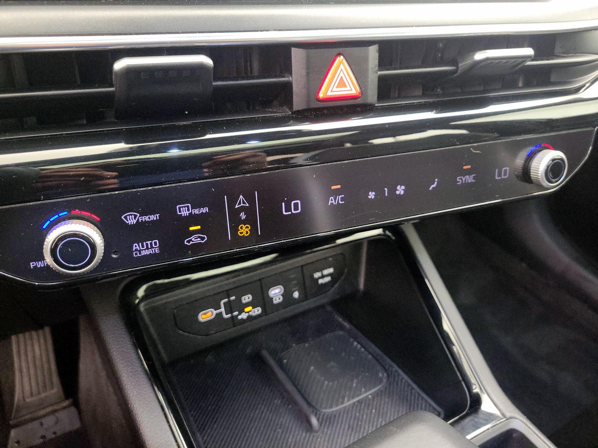 Thumbnail: 2025 Kia K5 - 17