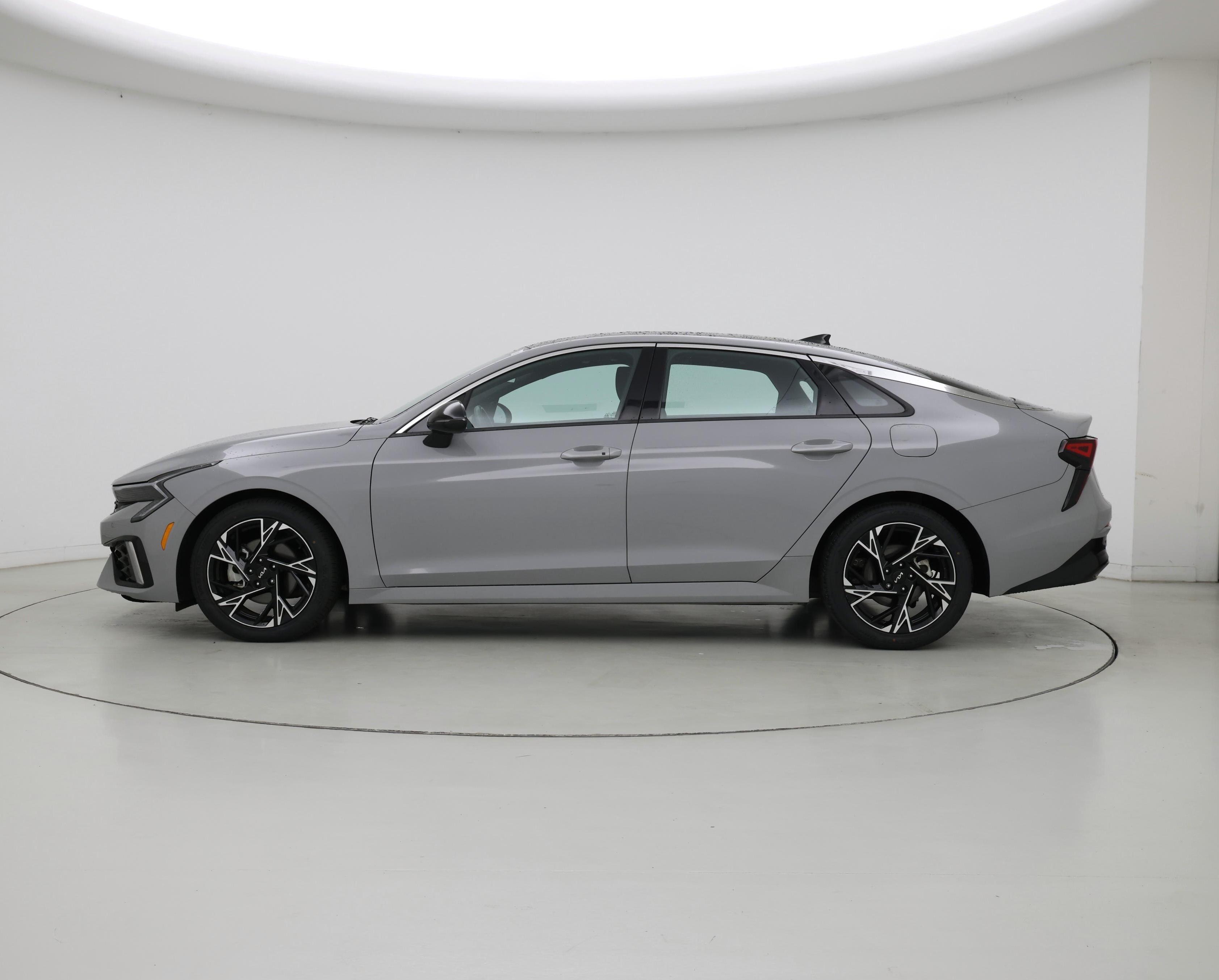 Thumbnail: 2025 Kia K5 - 3