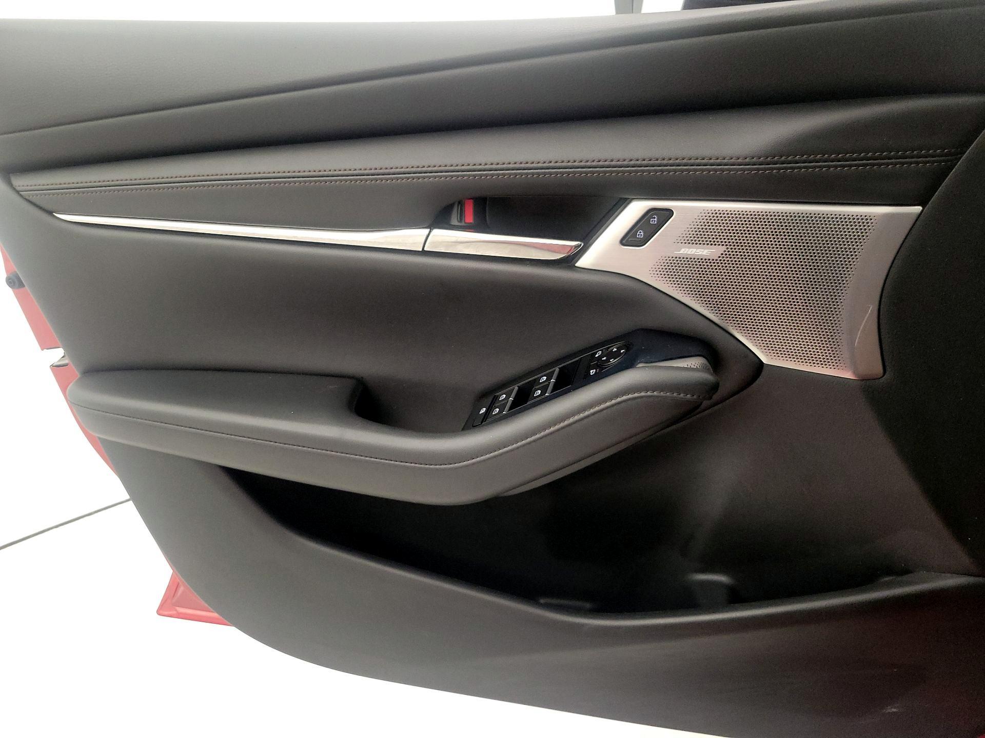 Thumbnail: 2021 Mazda Mazda3 - 12