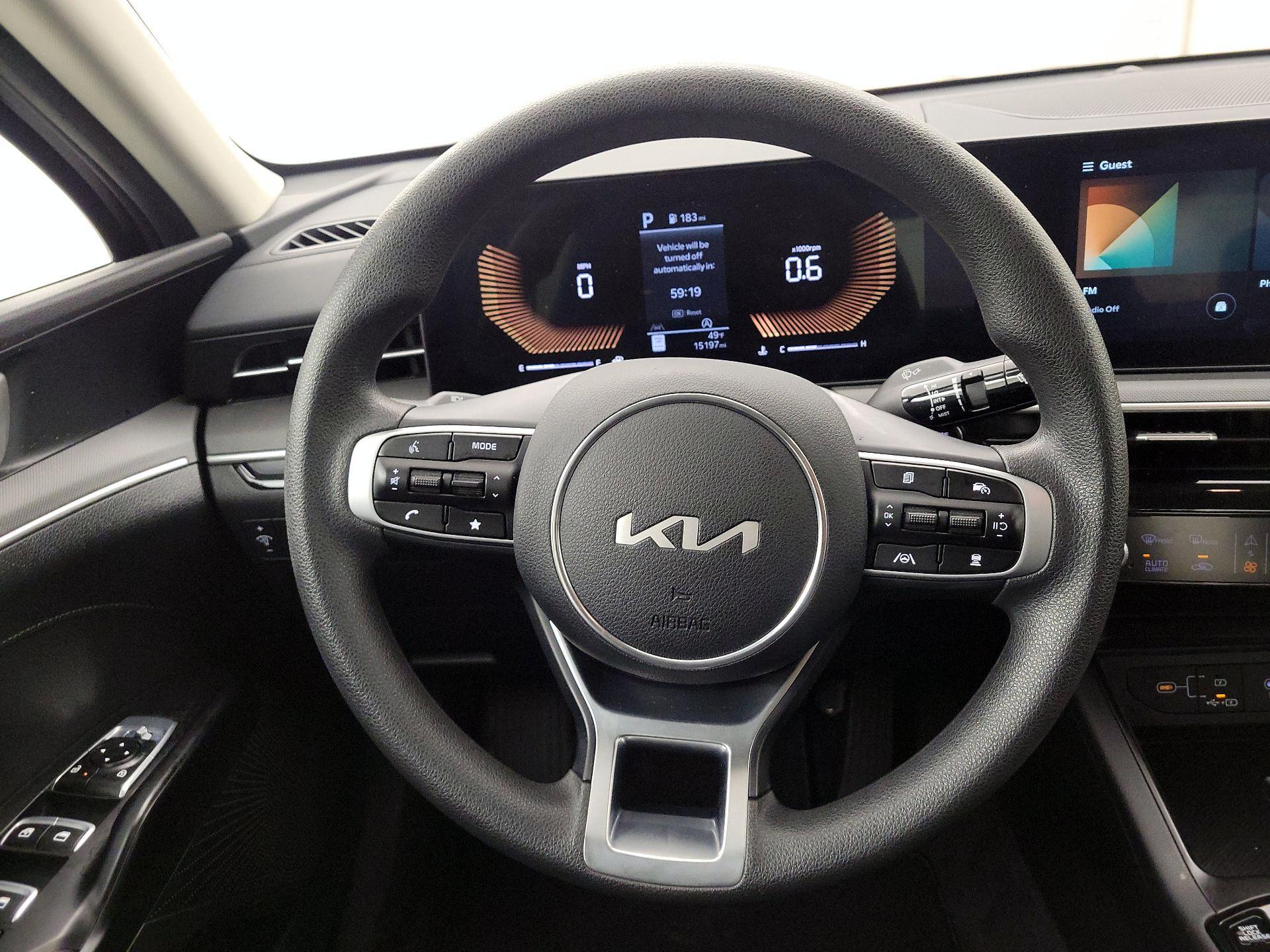 Thumbnail: 2025 Kia K5 - 10