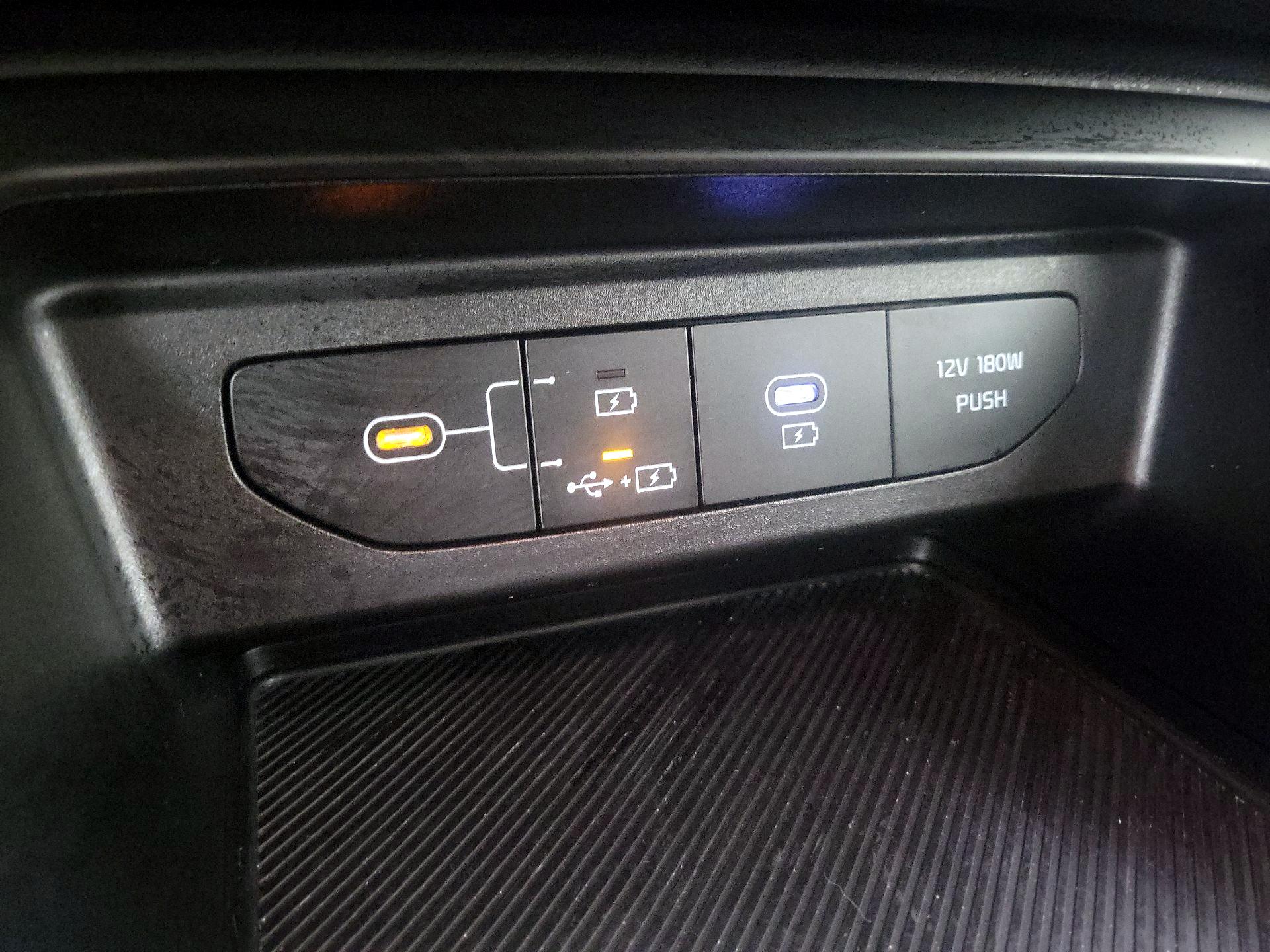 Thumbnail: 2025 Kia K5 - 18