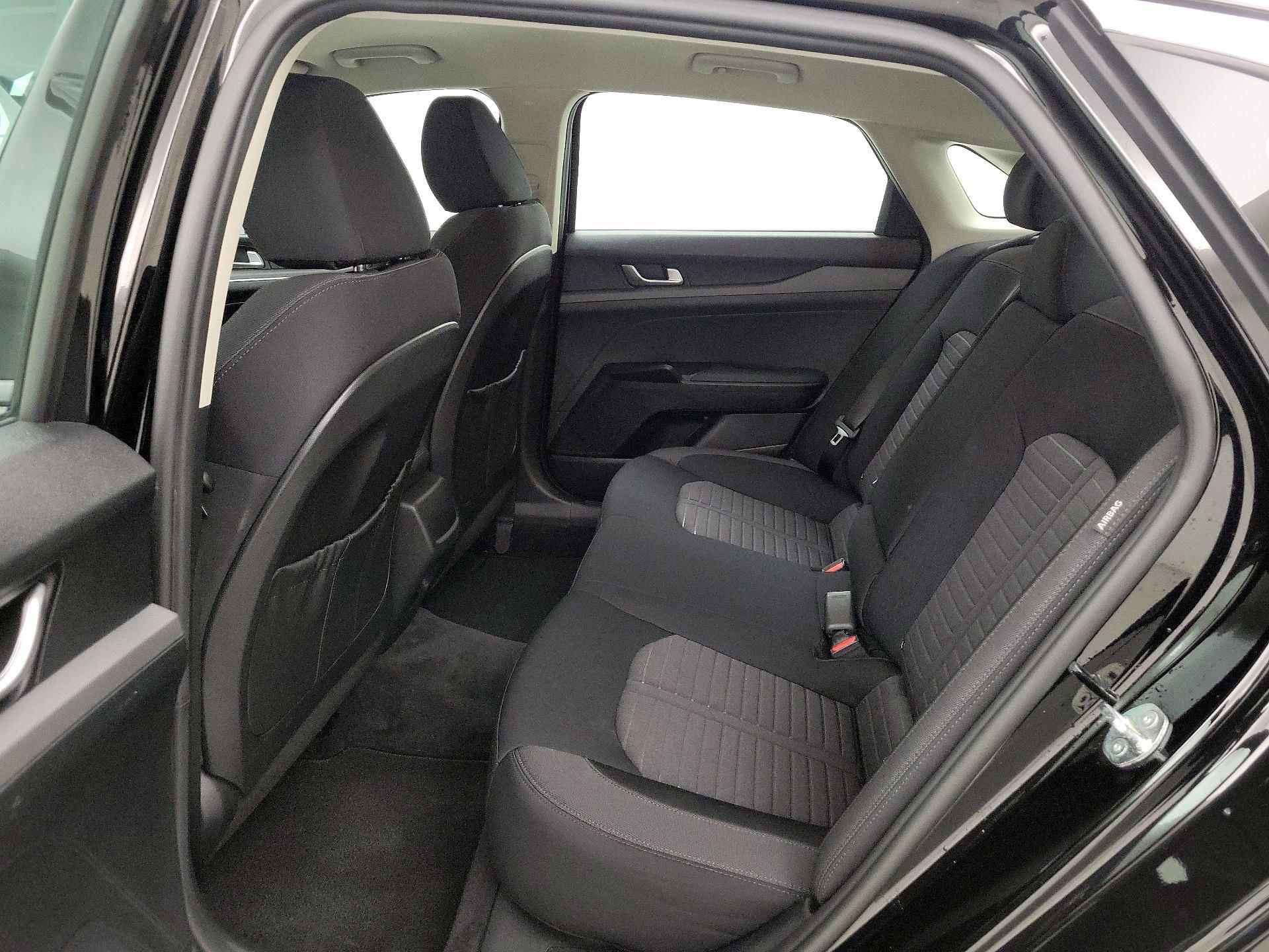 Thumbnail: 2025 Kia K5 - 19