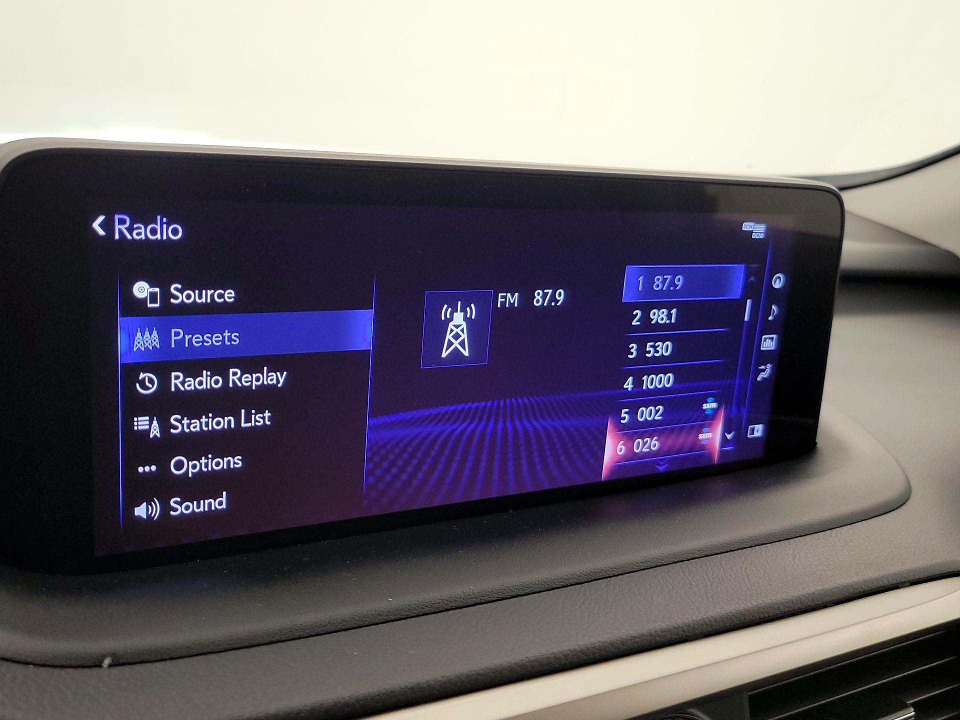 Thumbnail: 2020 Lexus RX - 16