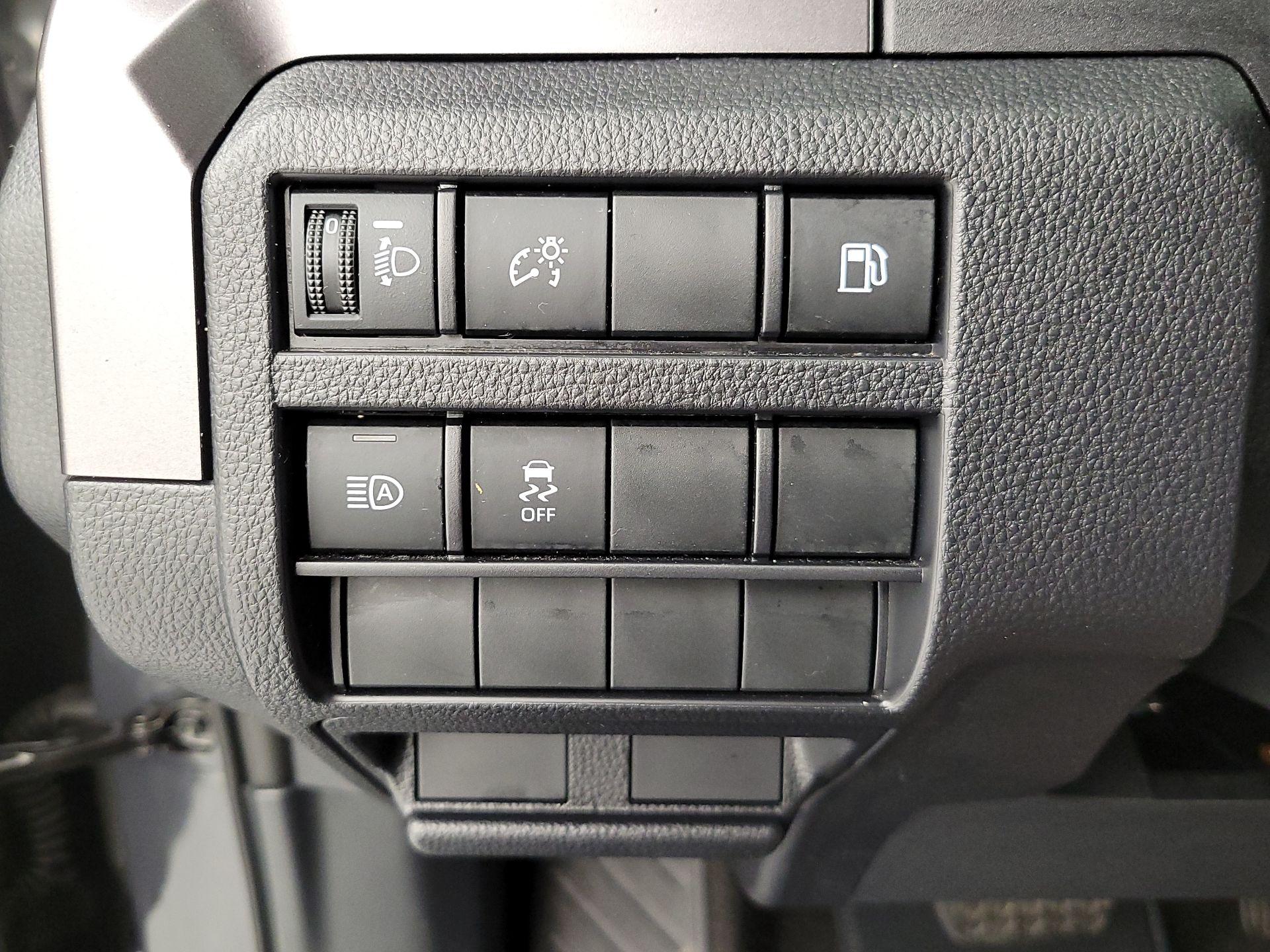 Thumbnail: 2025 Toyota 4Runner - 13