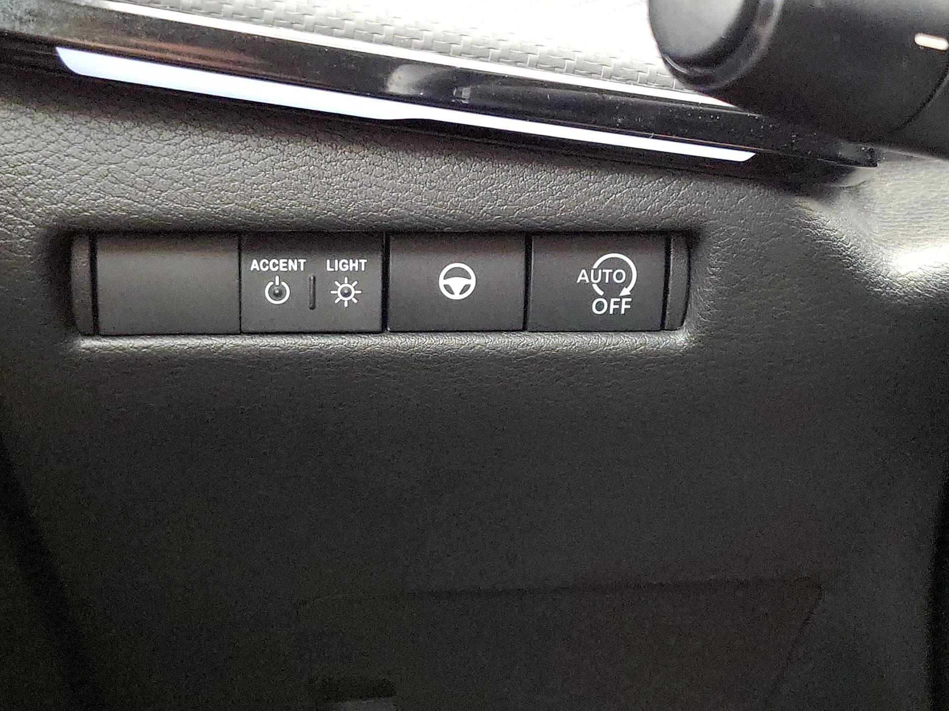 Thumbnail: 2025 Nissan Kicks - 13