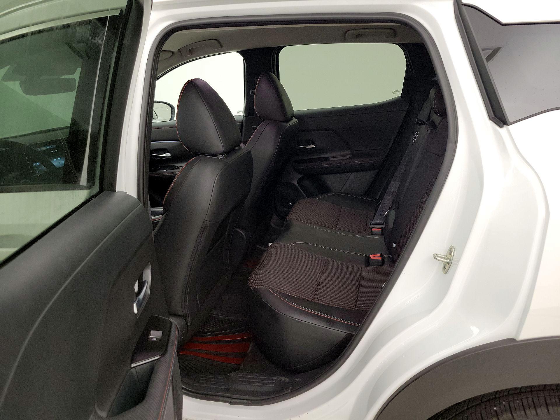 Thumbnail: 2025 Nissan Kicks - 19