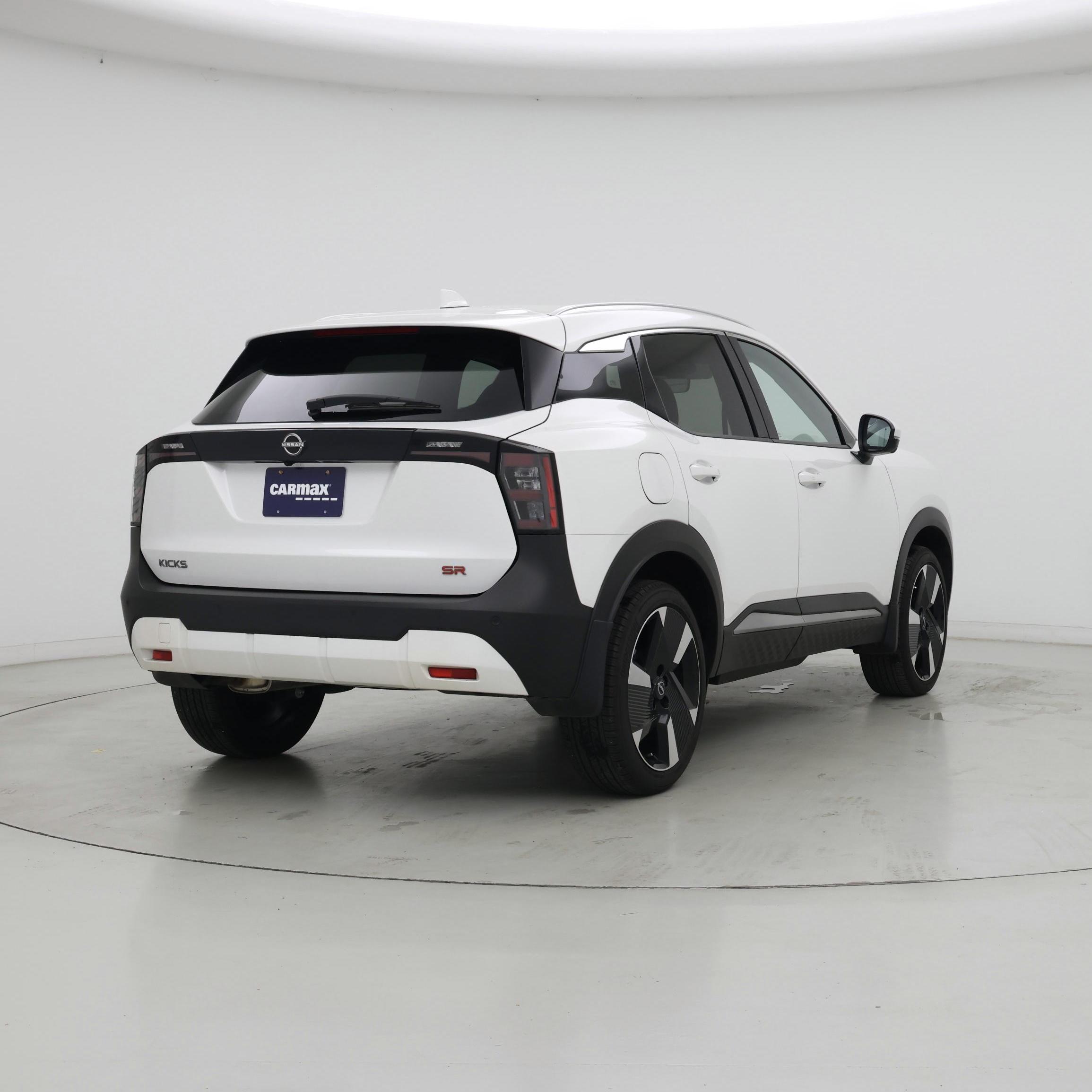 Thumbnail: 2025 Nissan Kicks - 8