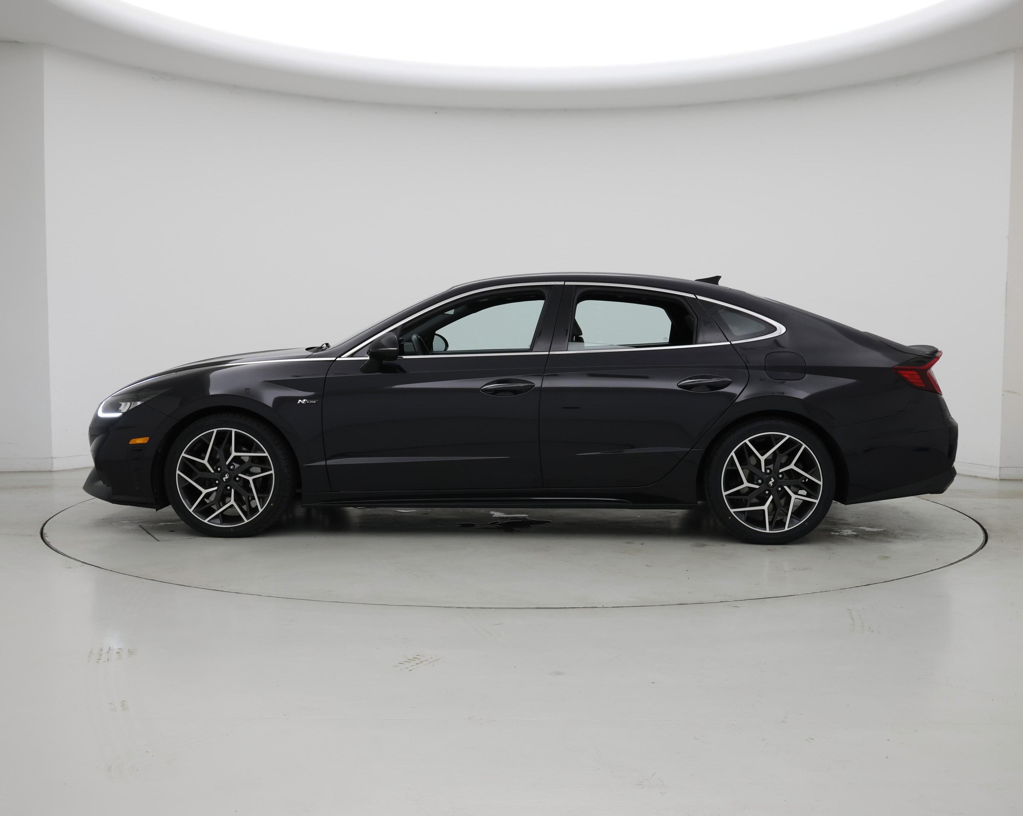 Thumbnail: 2023 Hyundai Sonata - 3