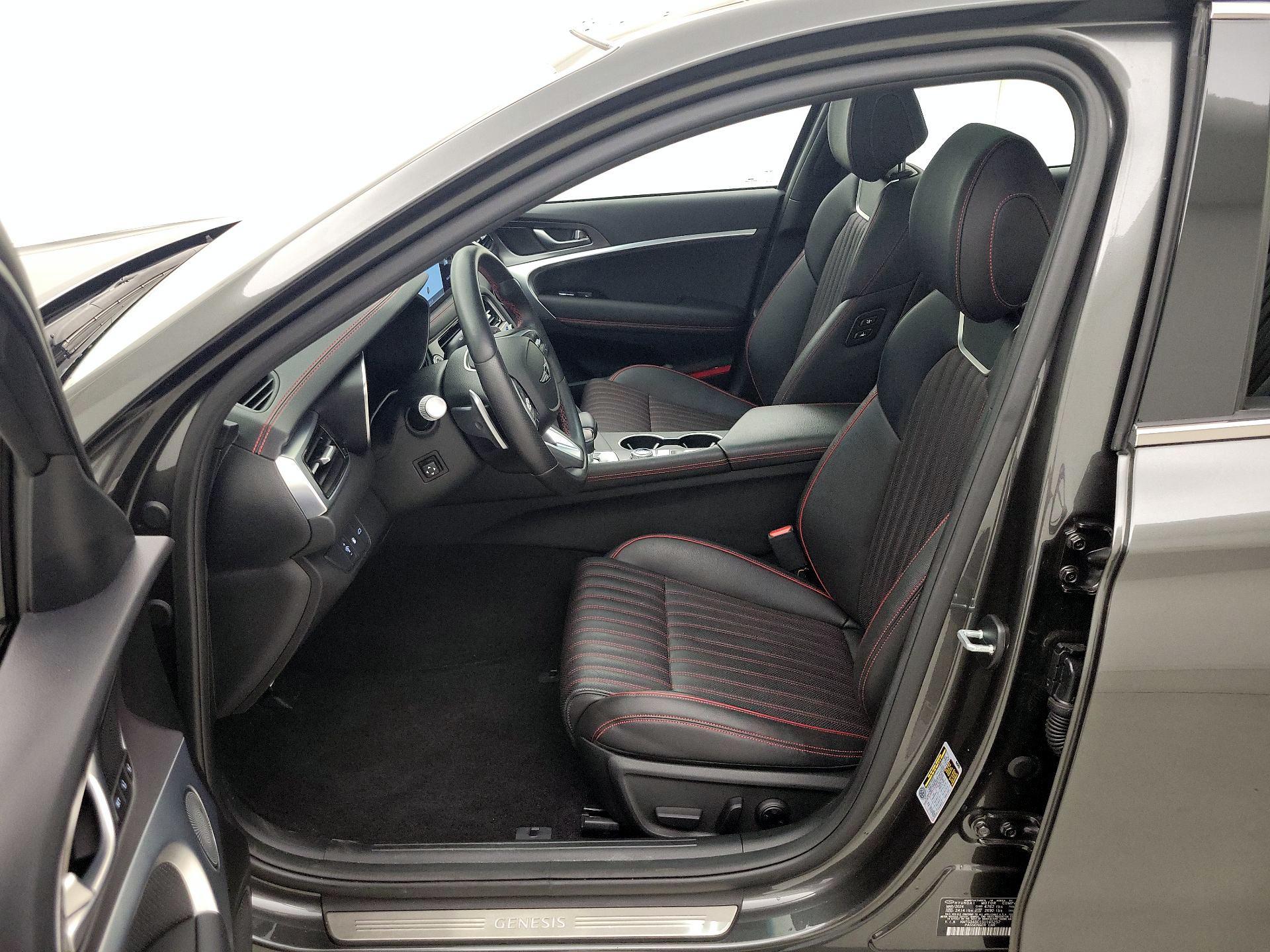 Thumbnail: 2025 Genesis G70 - 11