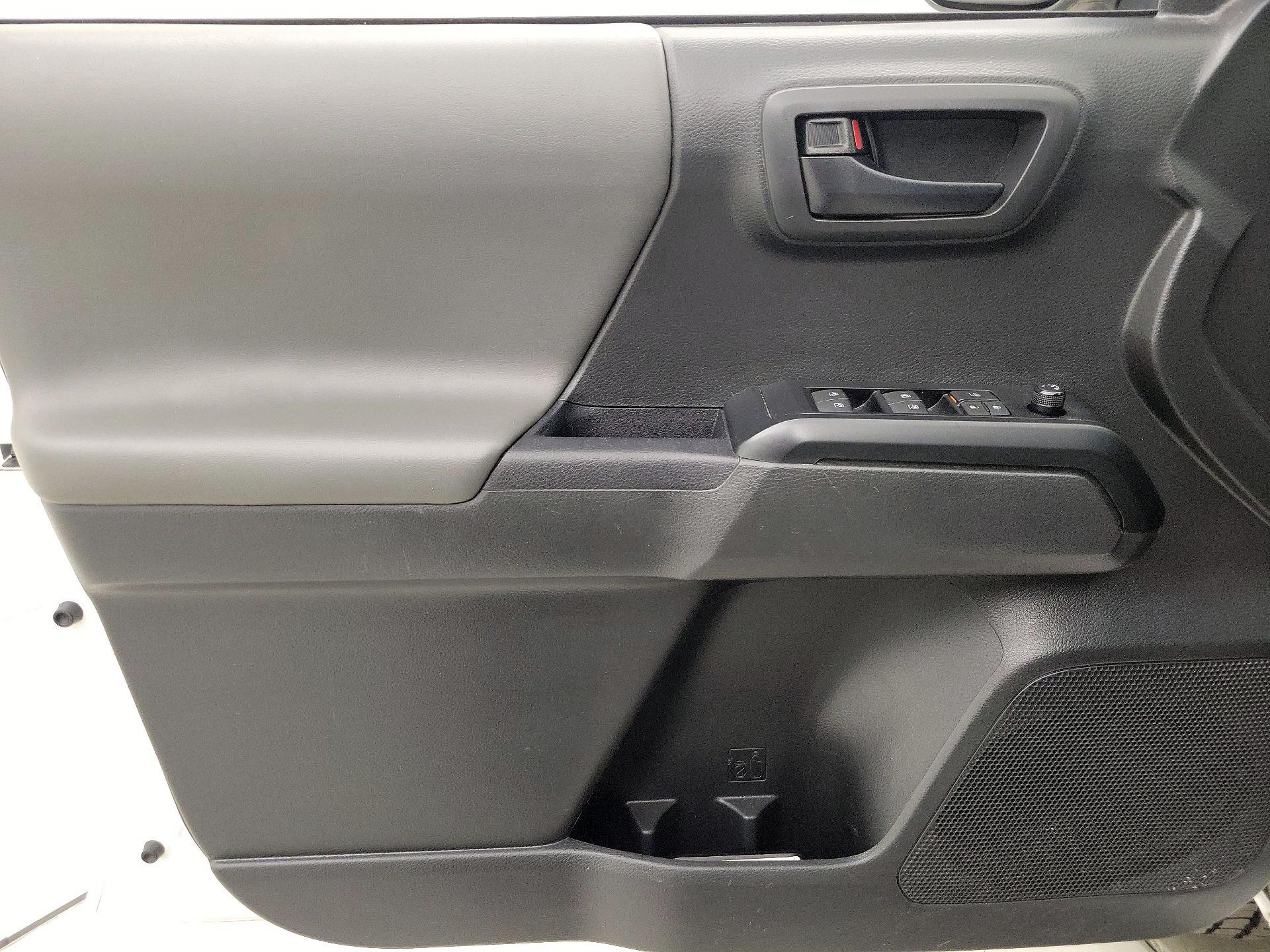 Thumbnail: 2023 Toyota Tacoma - 12