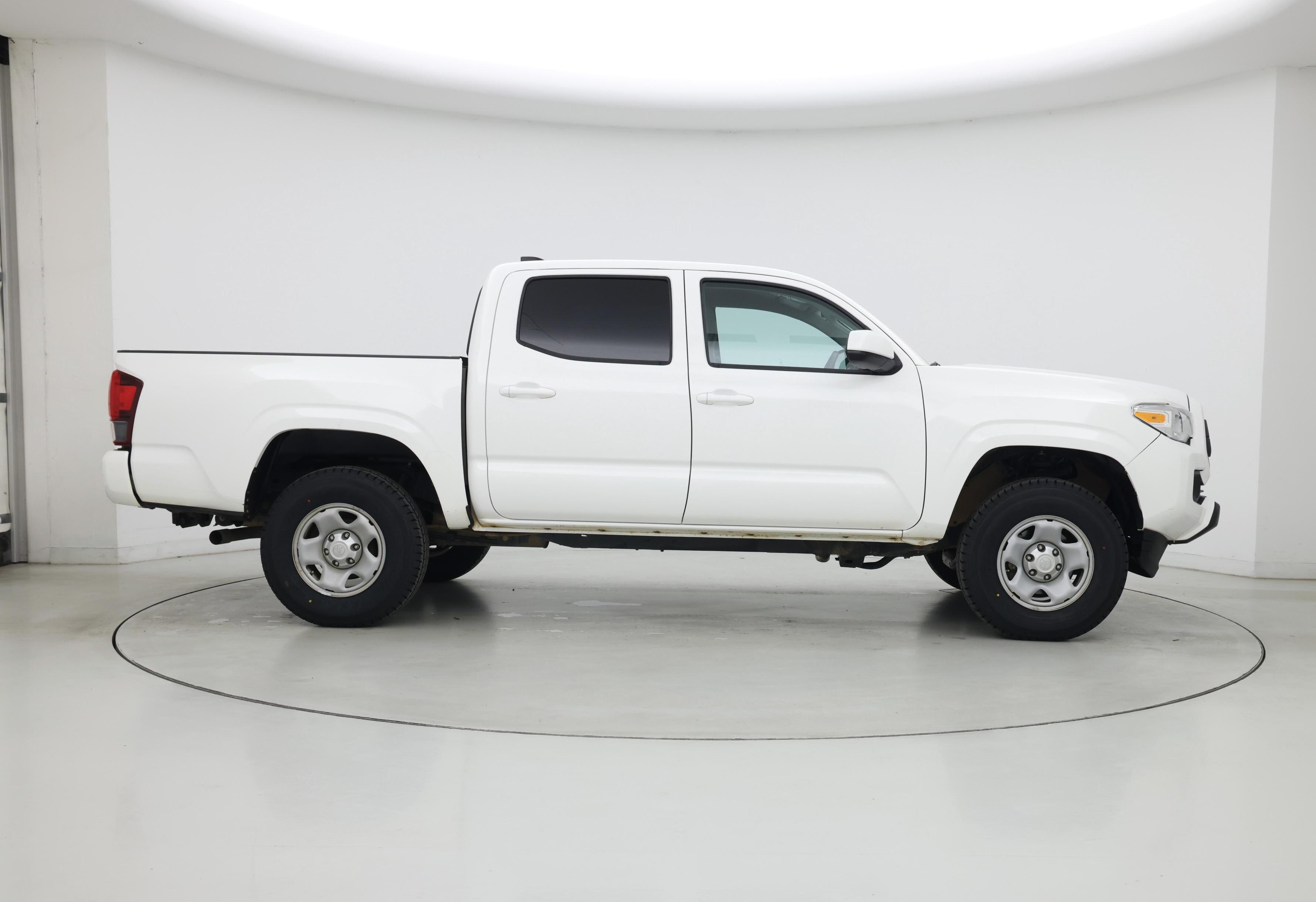 Thumbnail: 2023 Toyota Tacoma - 7