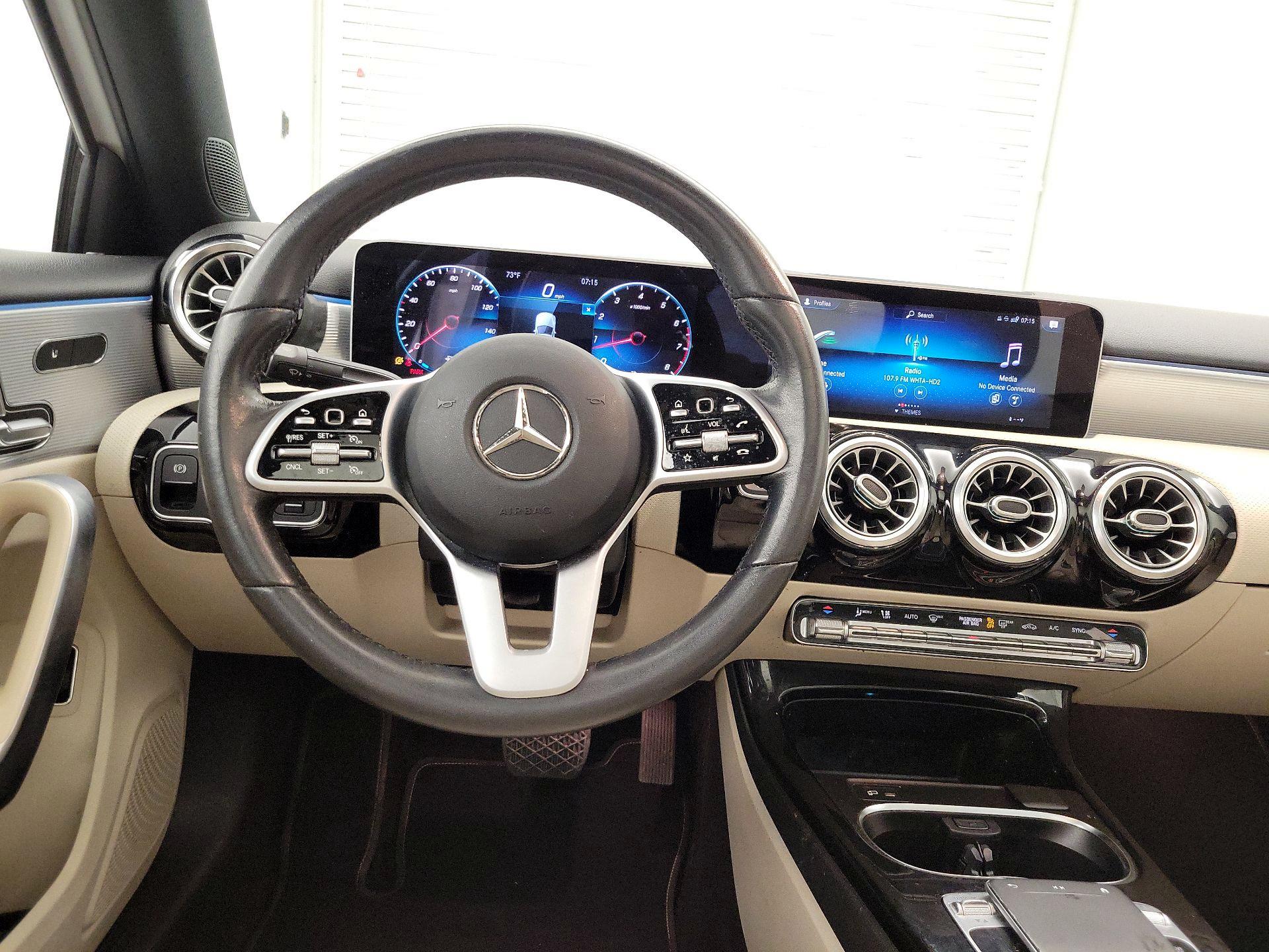 Thumbnail: 2020 Mercedes-Benz A-Class - 10