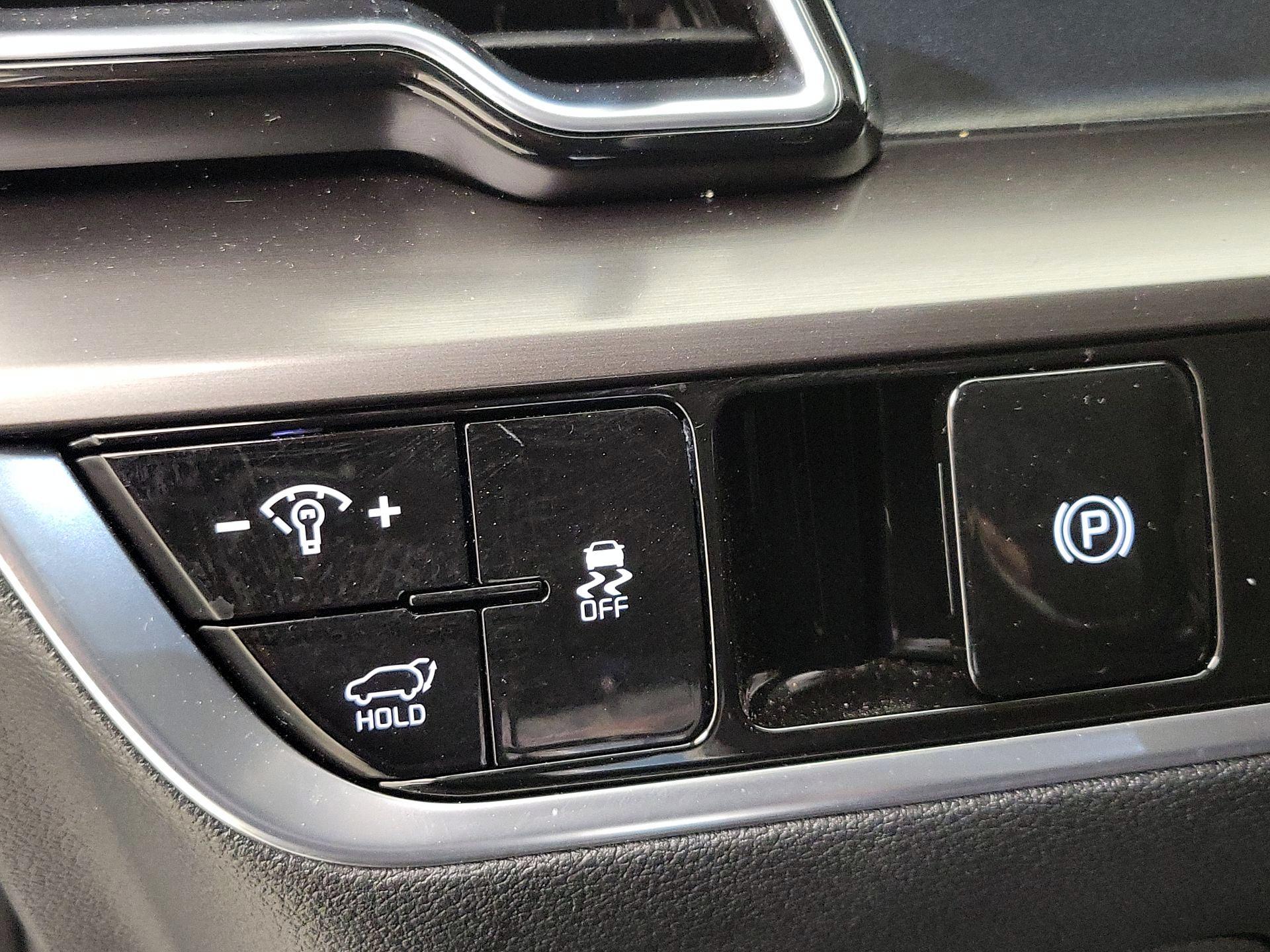 Thumbnail: 2025 Kia Sportage - 13