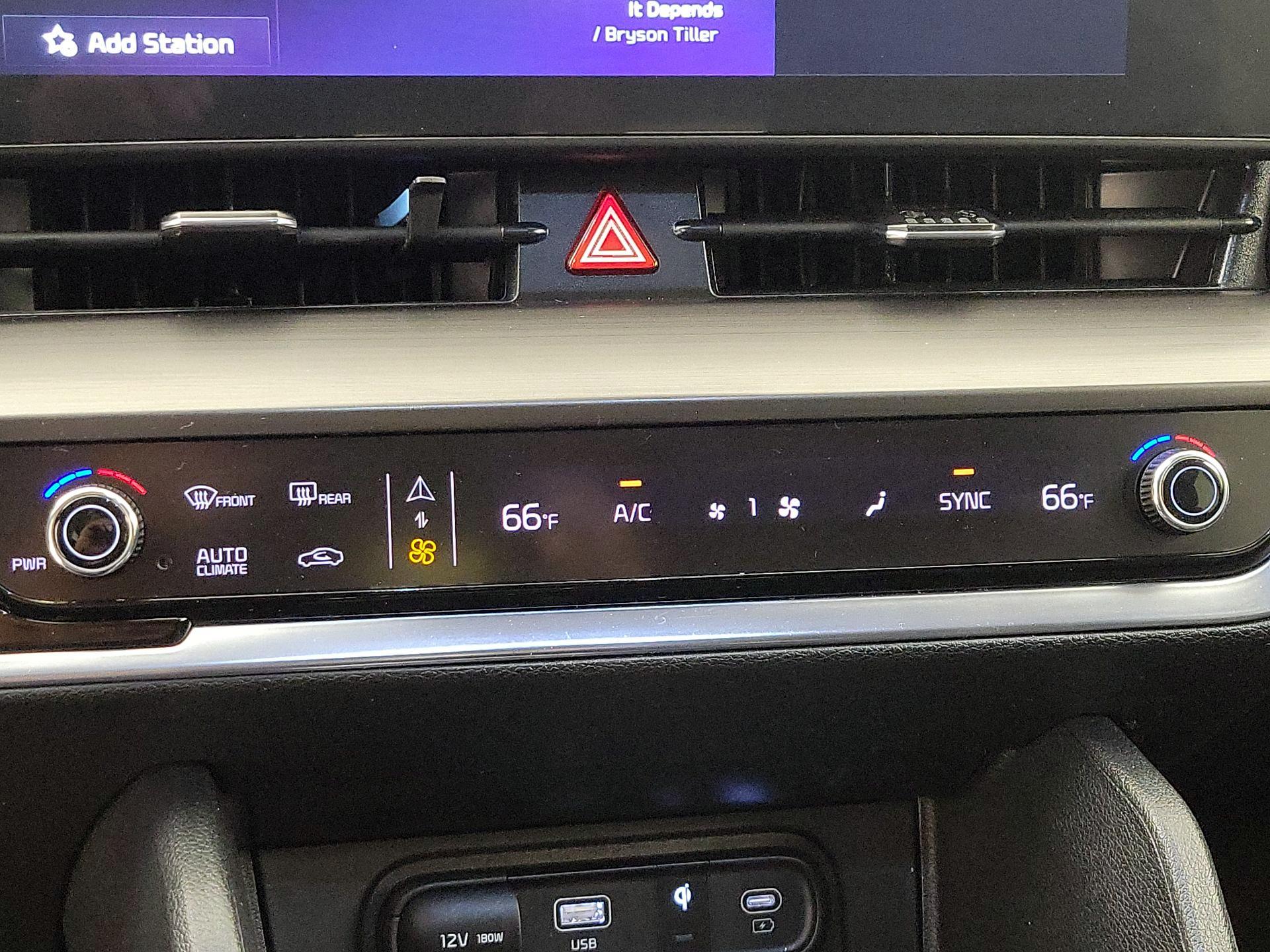 Thumbnail: 2025 Kia Sportage - 17