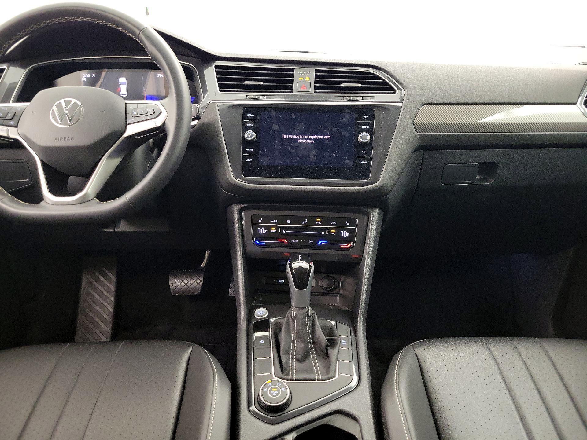 Thumbnail: 2024 Volkswagen Tiguan - 9