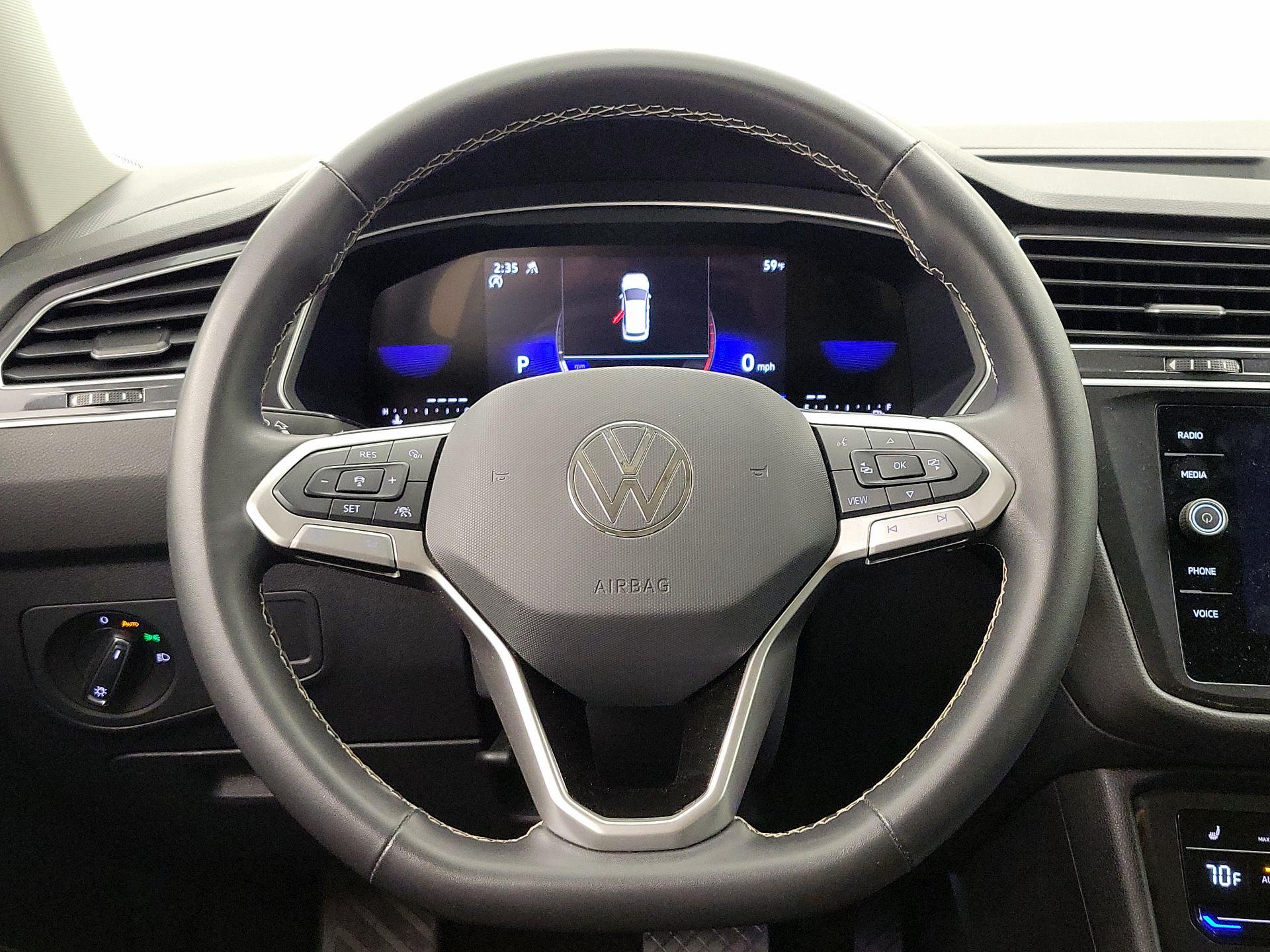 Thumbnail: 2024 Volkswagen Tiguan - 10