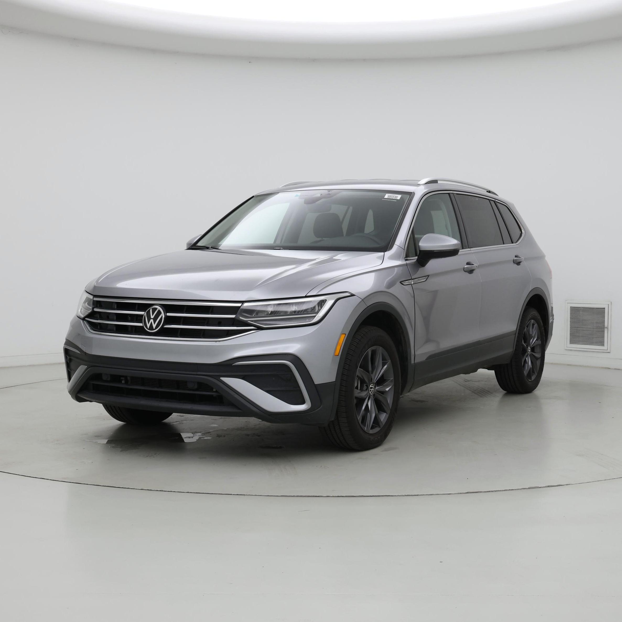 Thumbnail: 2024 Volkswagen Tiguan - 4