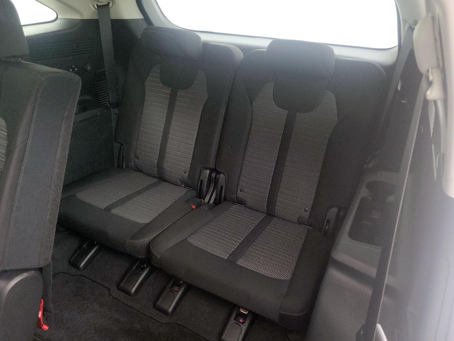 Thumbnail: 2023 Kia Sorento - 20