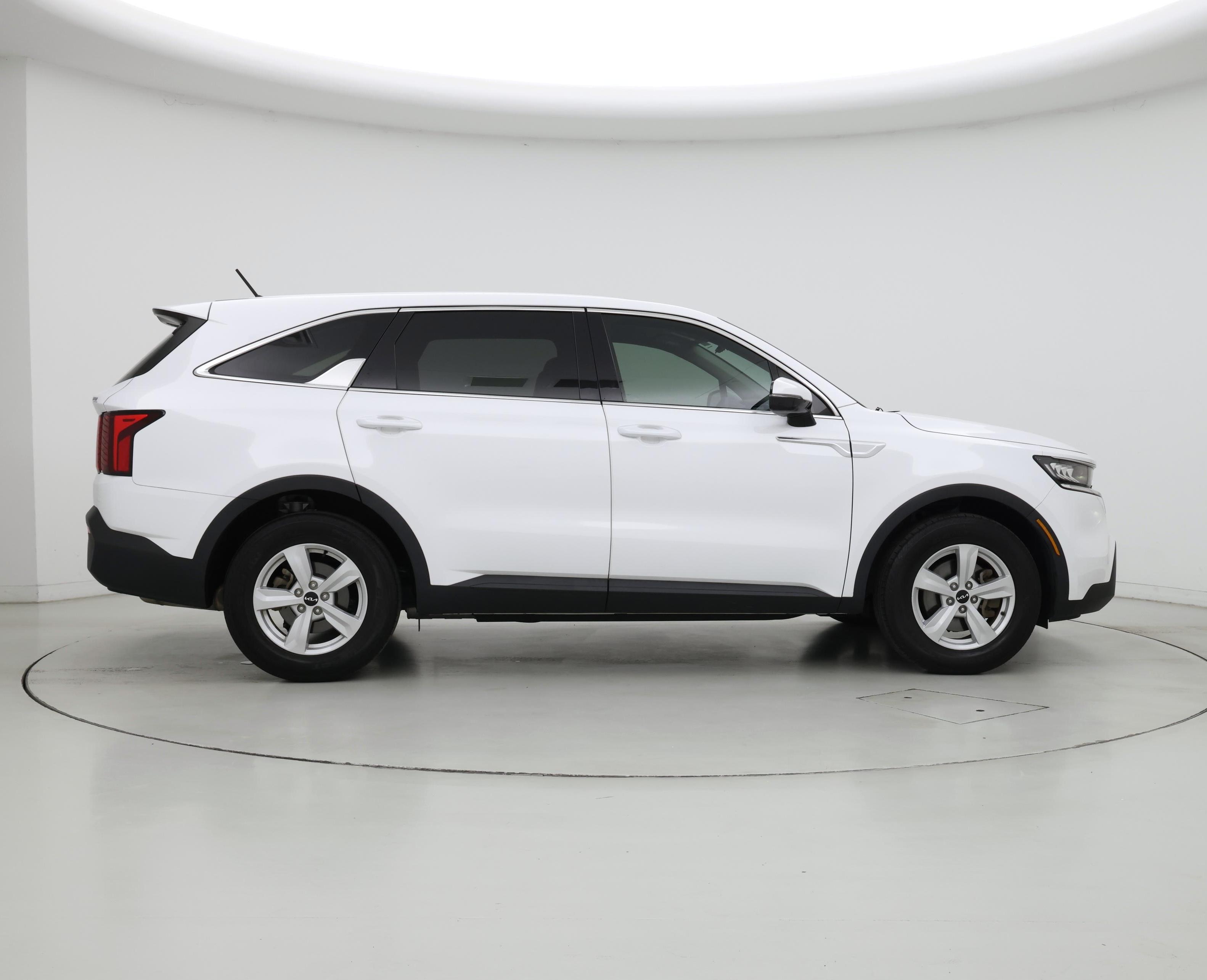 Thumbnail: 2023 Kia Sorento - 7