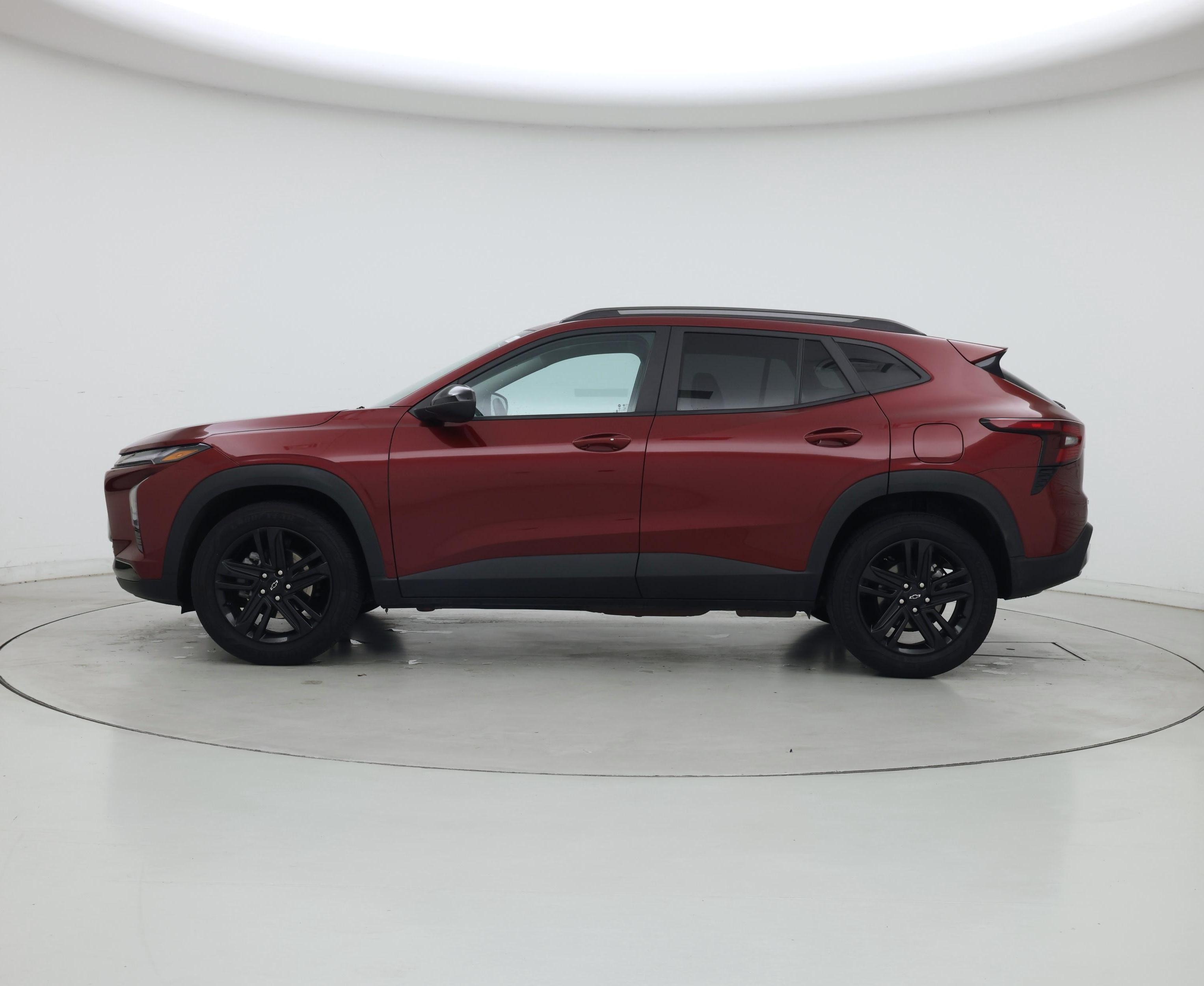 Thumbnail: 2024 Chevrolet Trax - 3