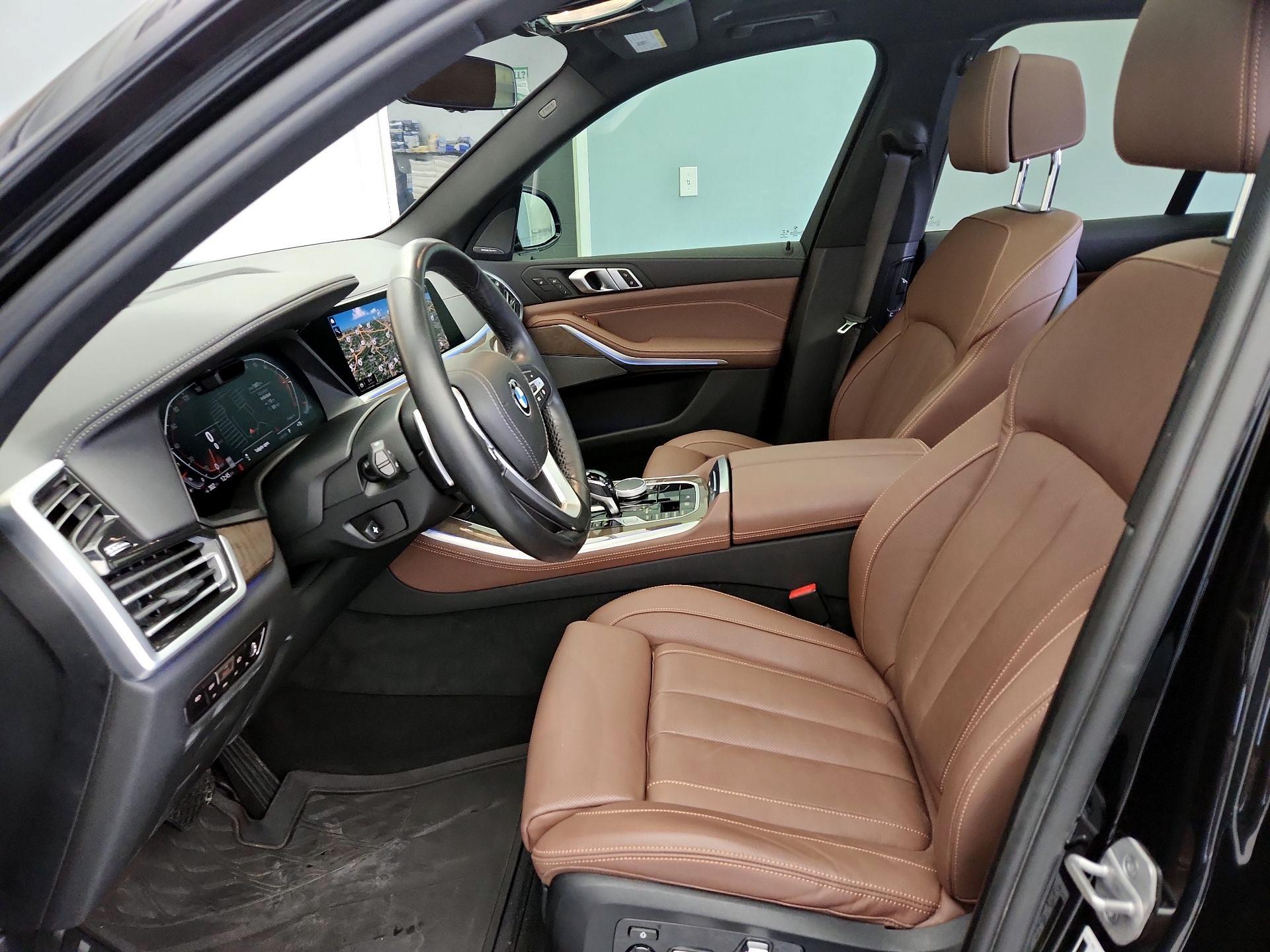 Thumbnail: 2021 BMW X5 - 11