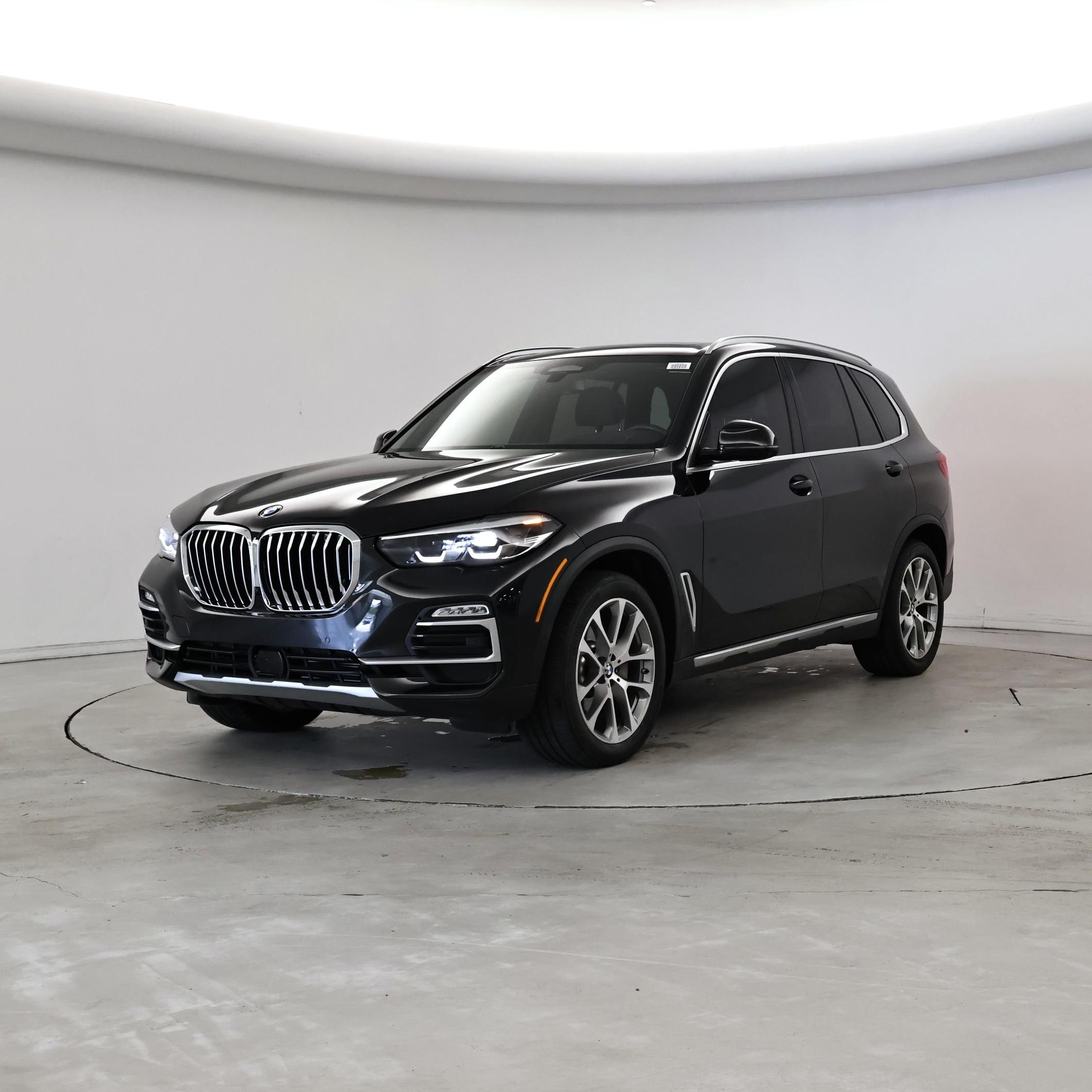 Thumbnail: 2021 BMW X5 - 4