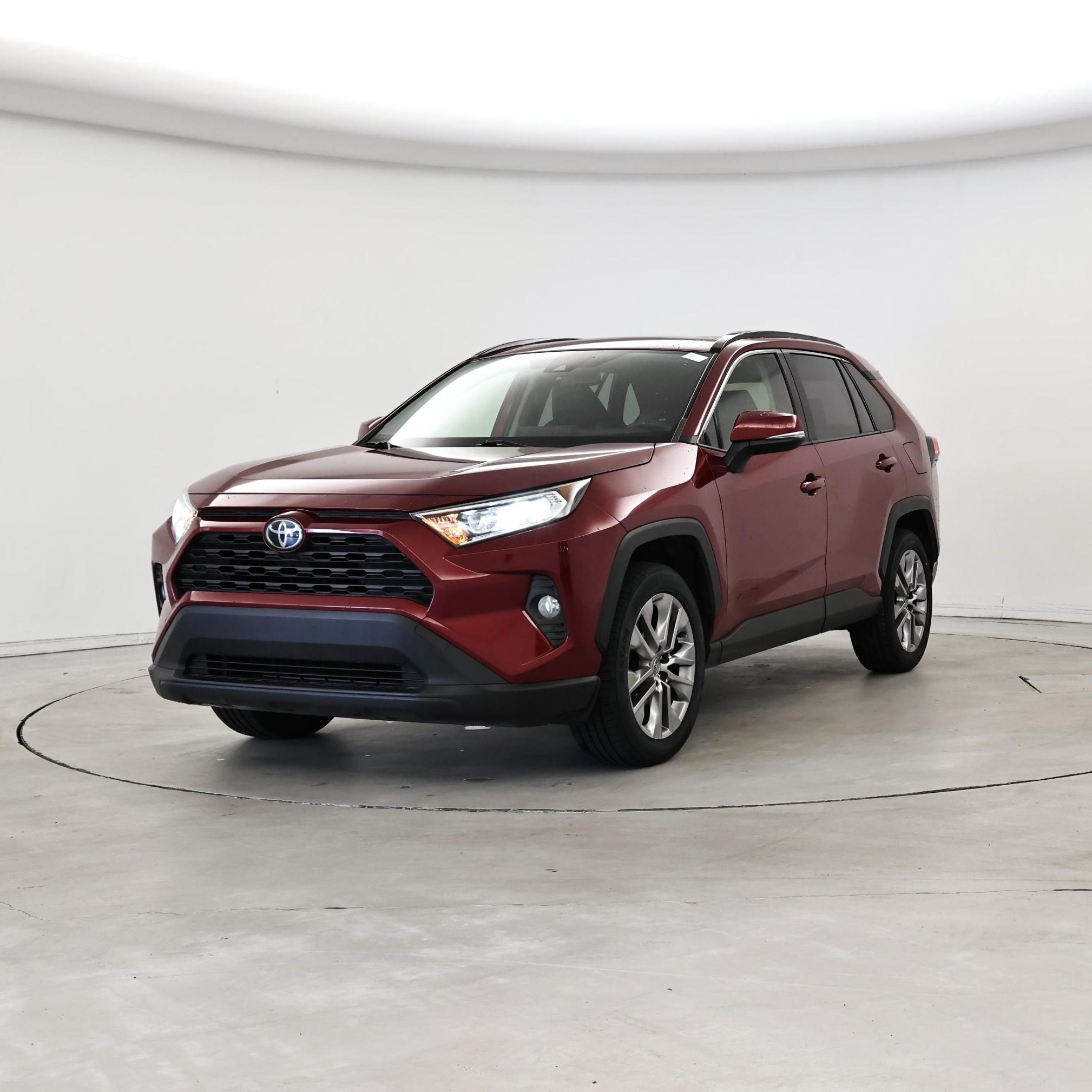 Thumbnail: 2019 Toyota RAV4 - 4