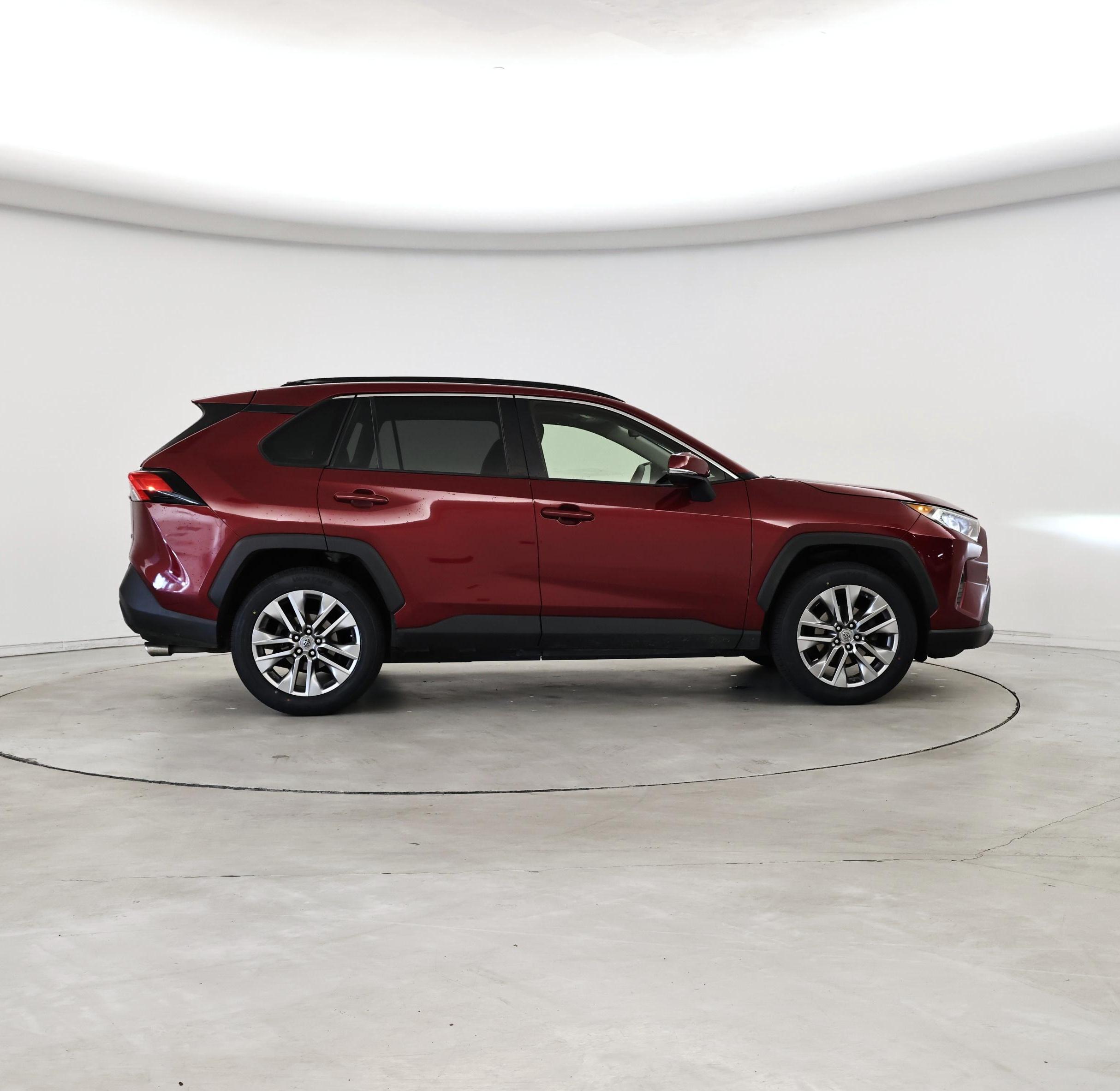 Thumbnail: 2019 Toyota RAV4 - 7
