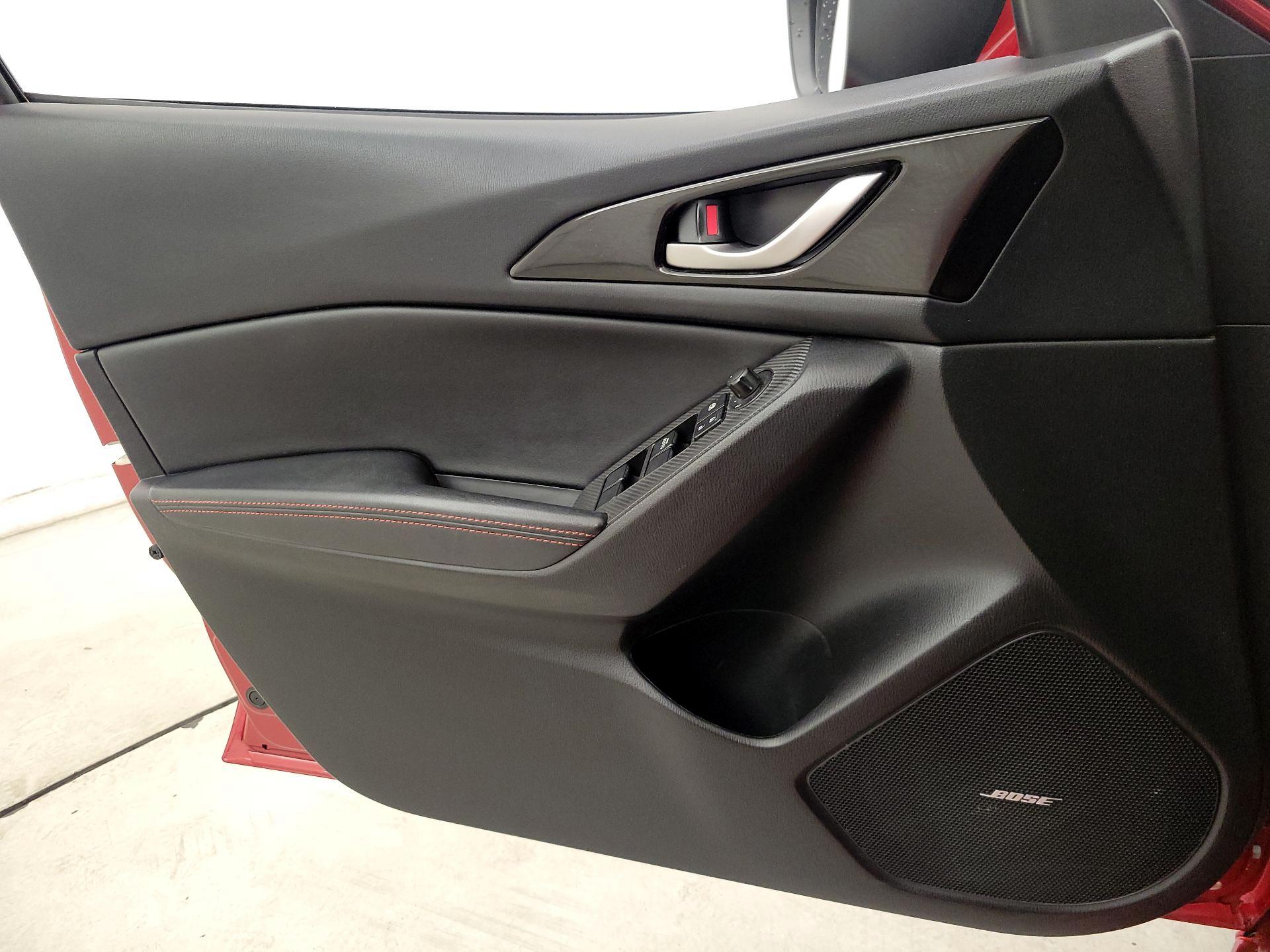 Thumbnail: 2015 Mazda Mazda3 - 12