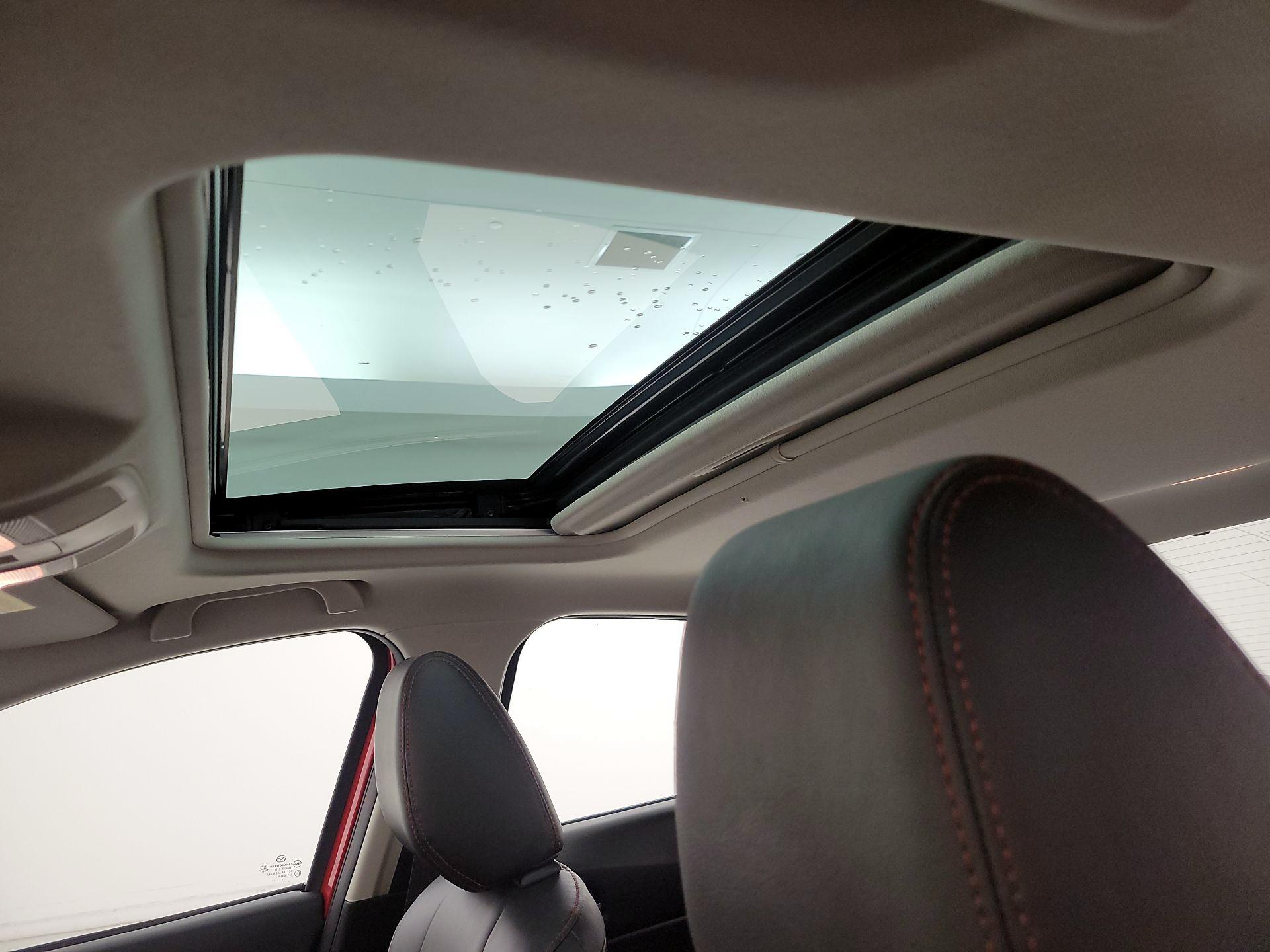 Thumbnail: 2015 Mazda Mazda3 - 20