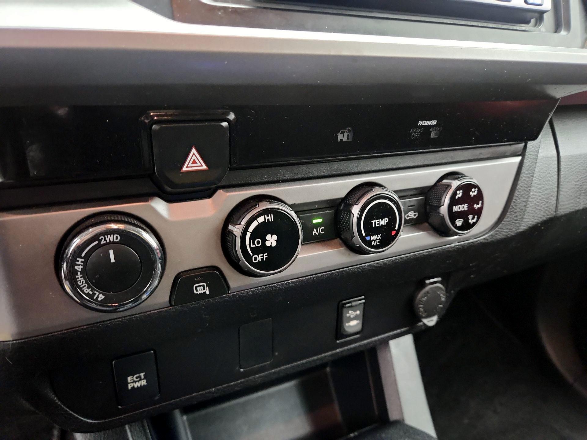Thumbnail: 2017 Toyota Tacoma - 16